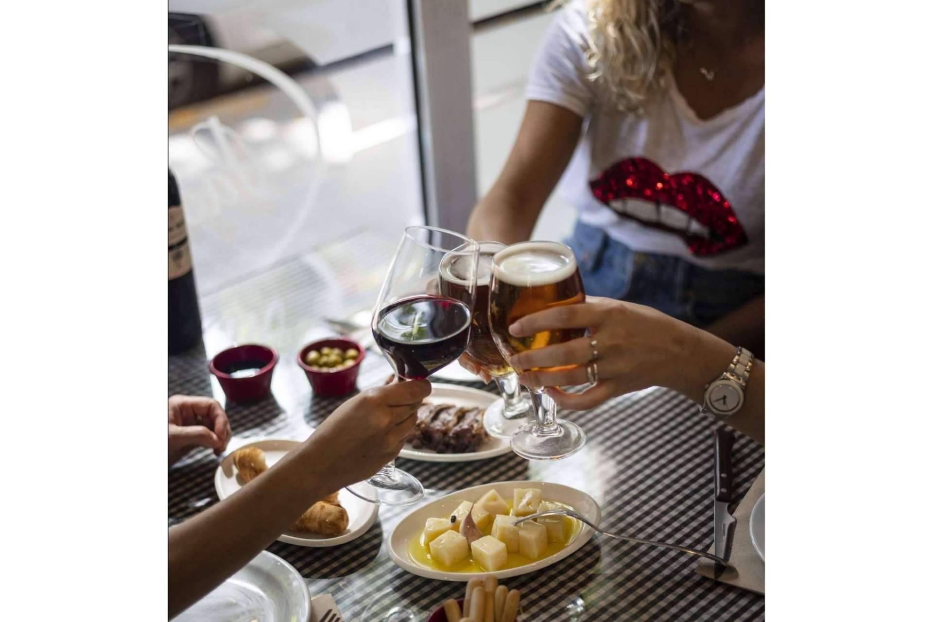 Visitar un restaurante de tapas a medida del usuario, Pasa Tapas