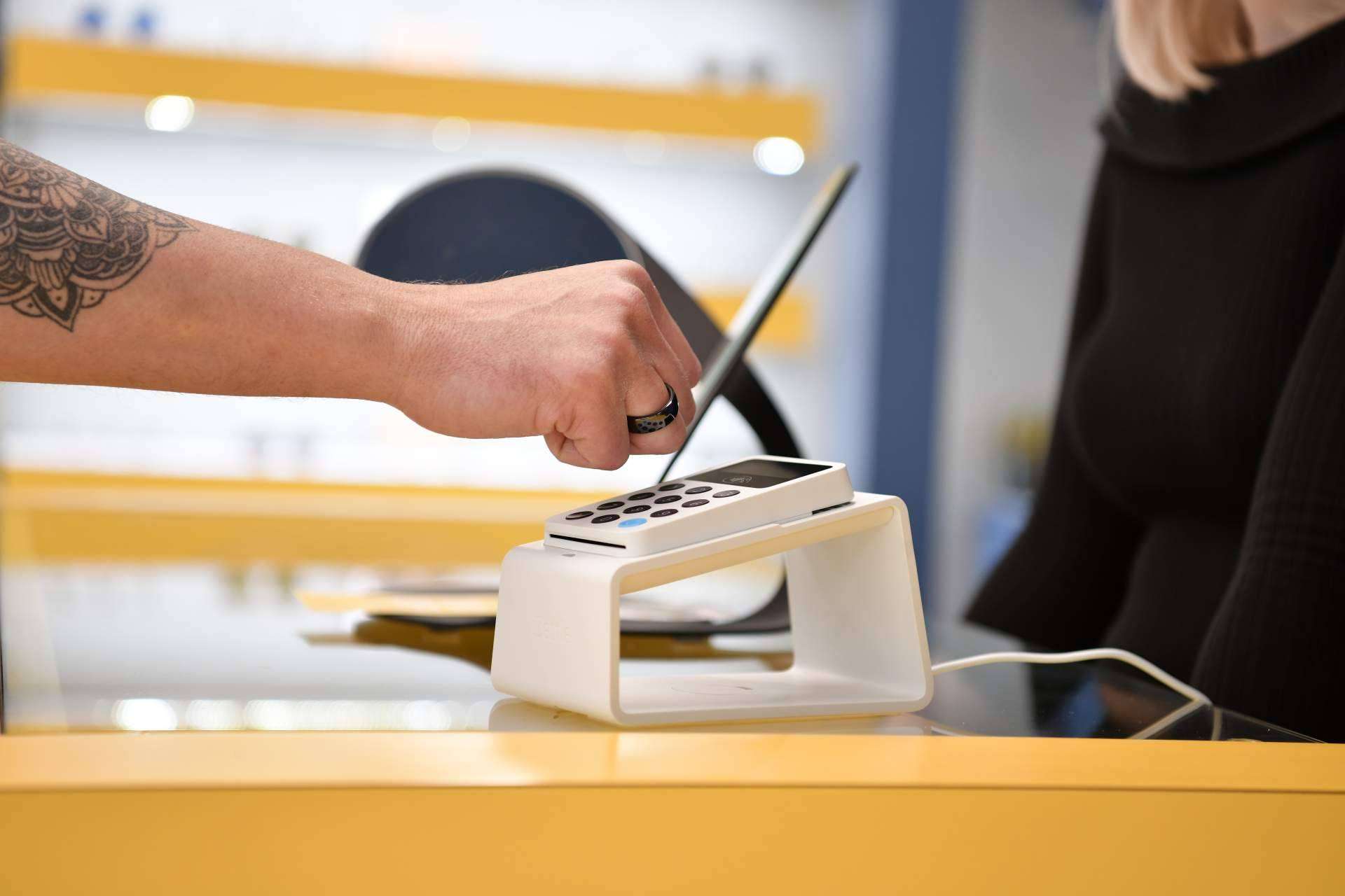 Rikki, el anillo para pagar sin llevar la tarjeta Visa o MasterCard®