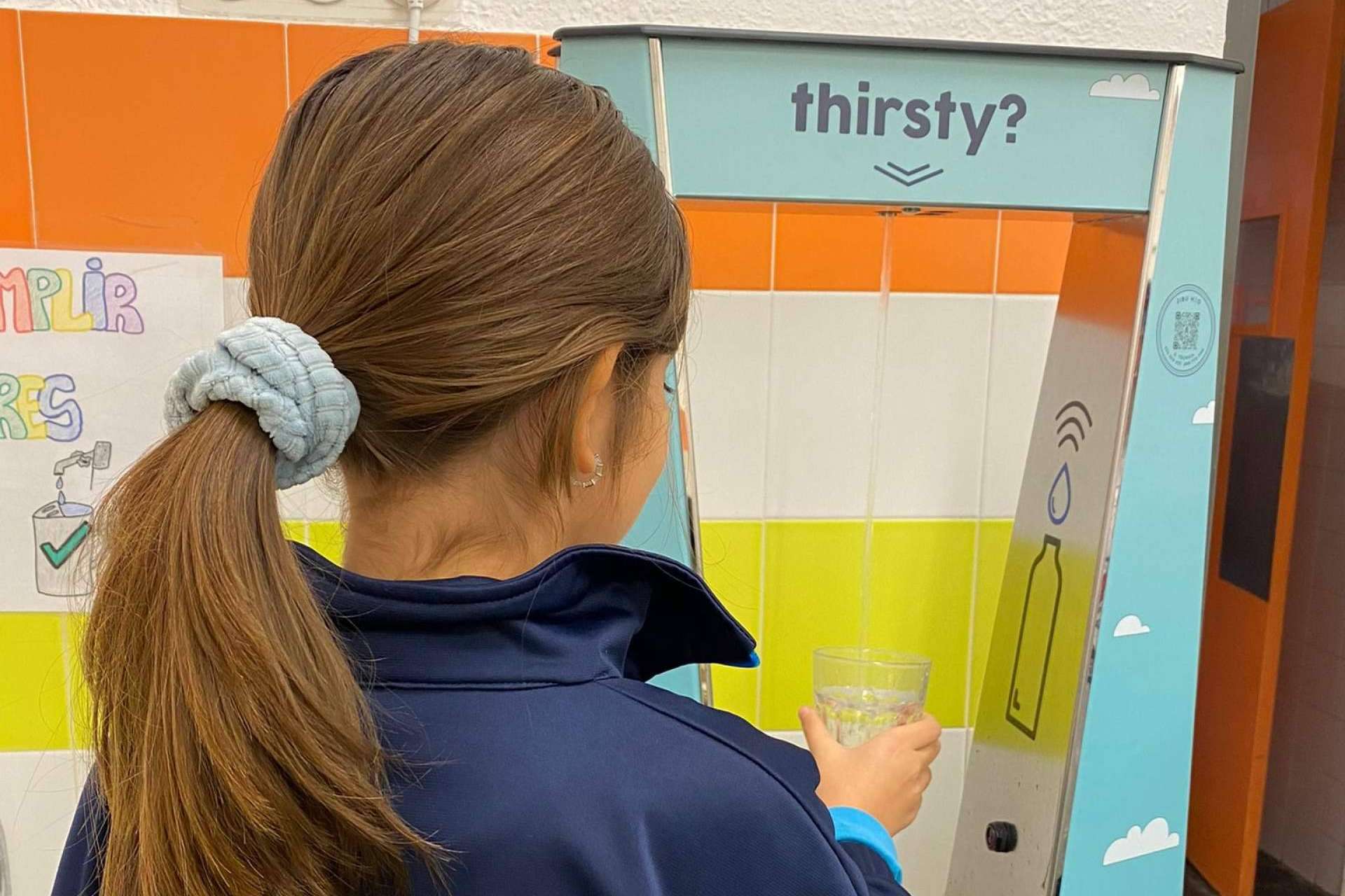 El fomento del consumo de agua desde el compromiso con la sostenibilidad y el medioambiente de la mano de la startup Jibu H2O