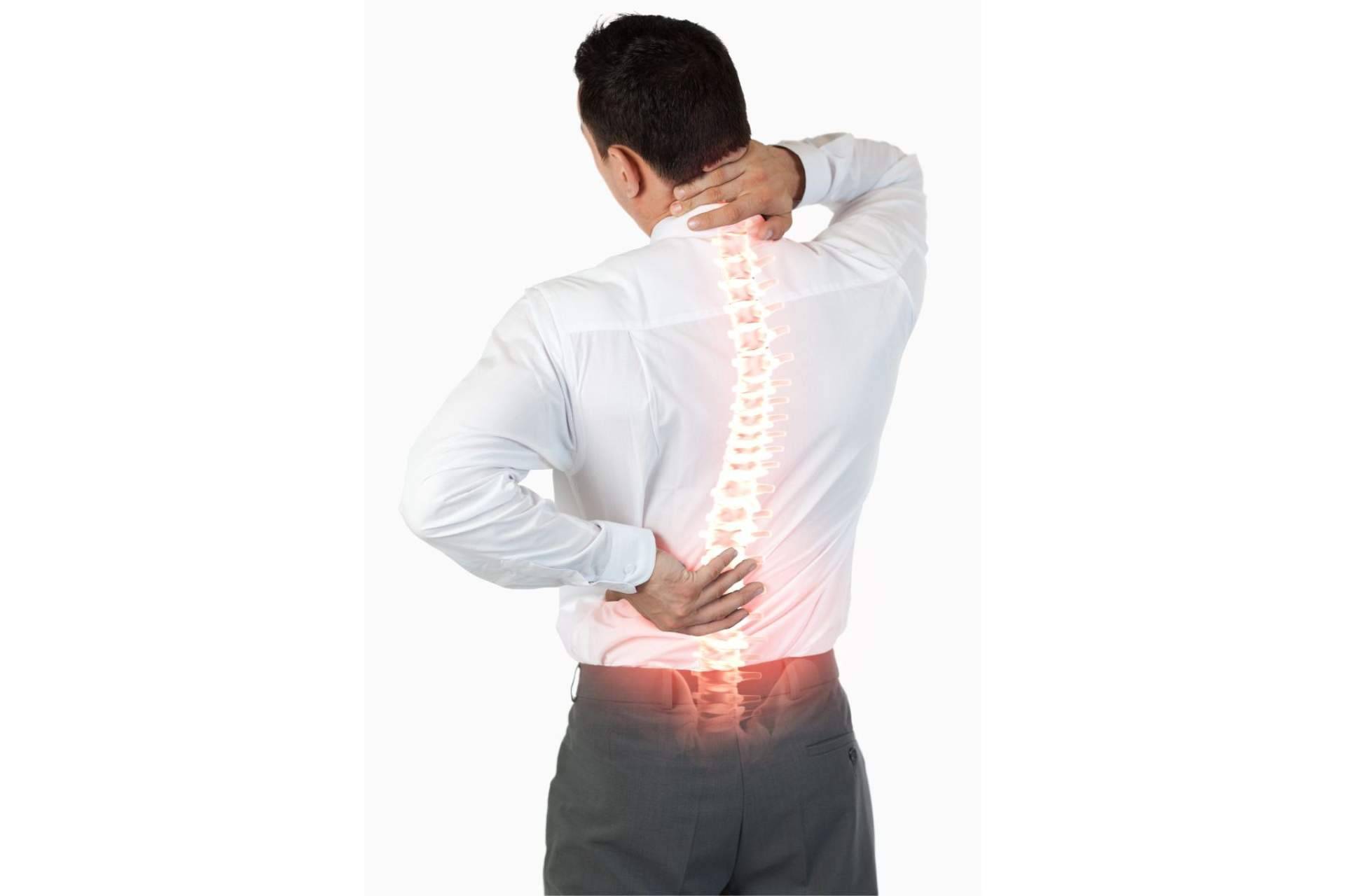 Los principales síntomas de las hernias discales lumbares y cómo tratarlas con el equipo de Biziondo