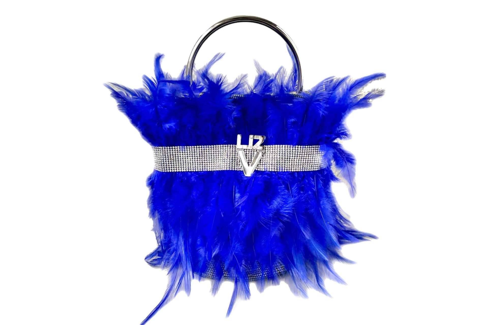 Los bolsos de Liz Valdesuso estarán presentes en los desfiles de Roma y Londres