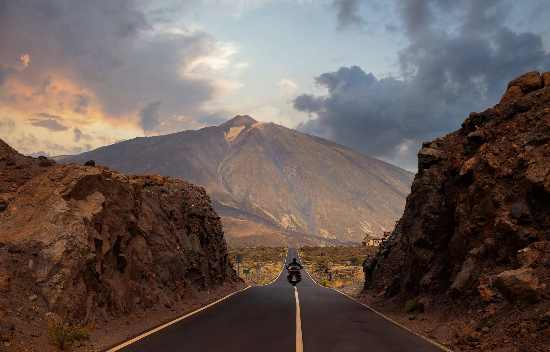Conocer el Parque Nacional del Teide con Gloma Travel y sus excursiones privadas