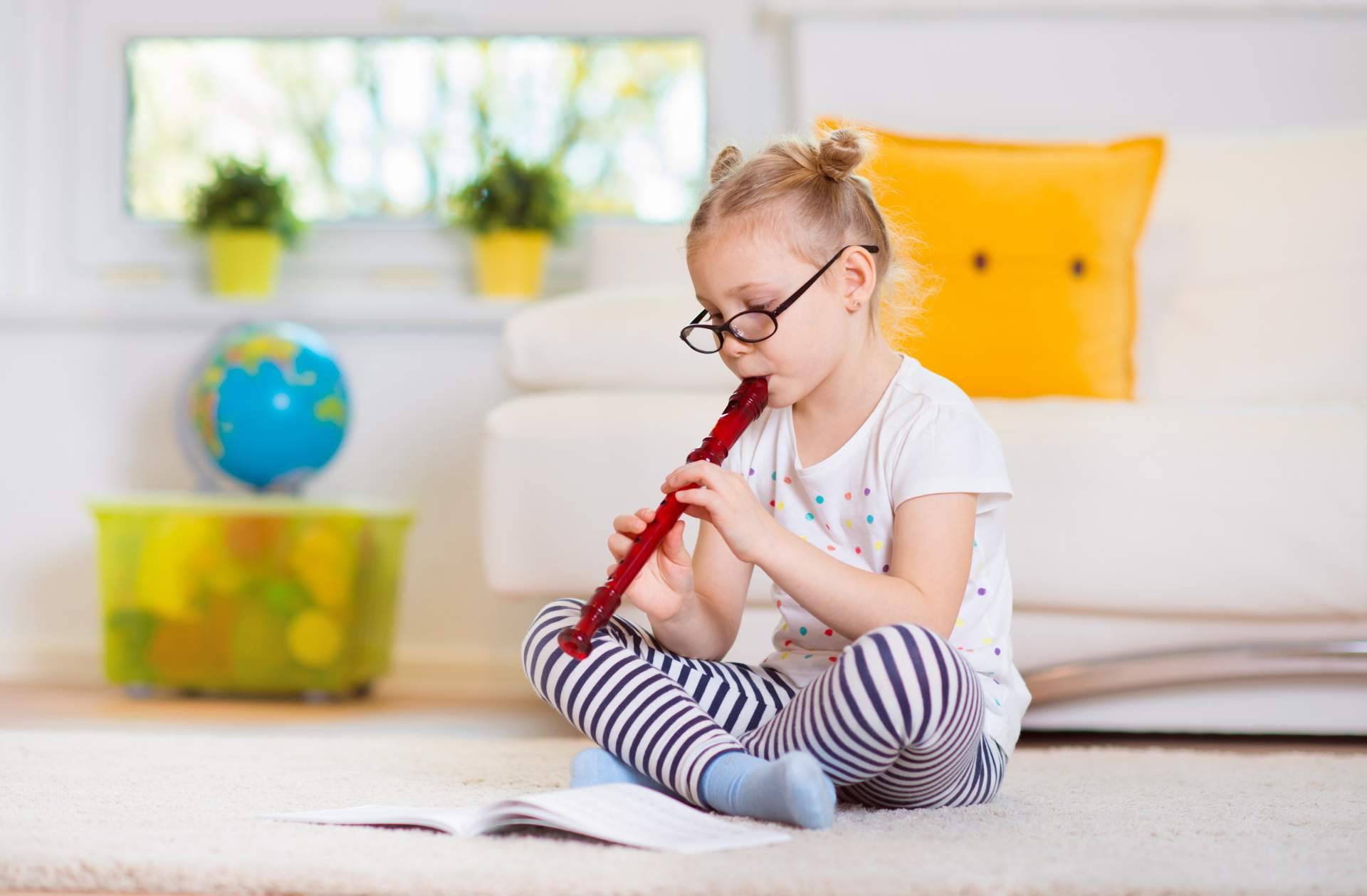 ¿Cómo no hacer tanto ruido al tocar una flauta? La solución de Muteflute