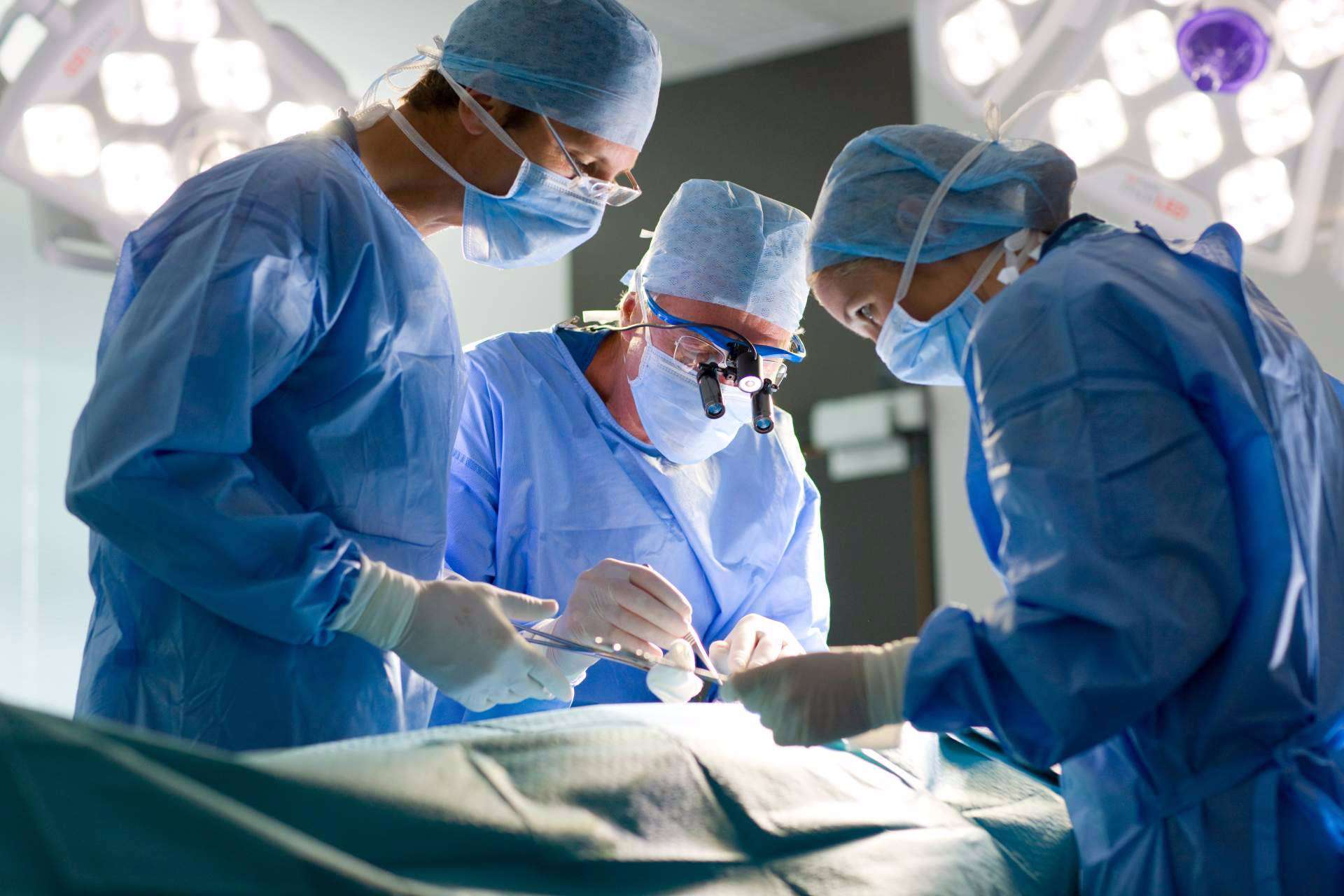 La Clínica Dental ResidentLive ofrece implantes dentales con soluciones personalizadas