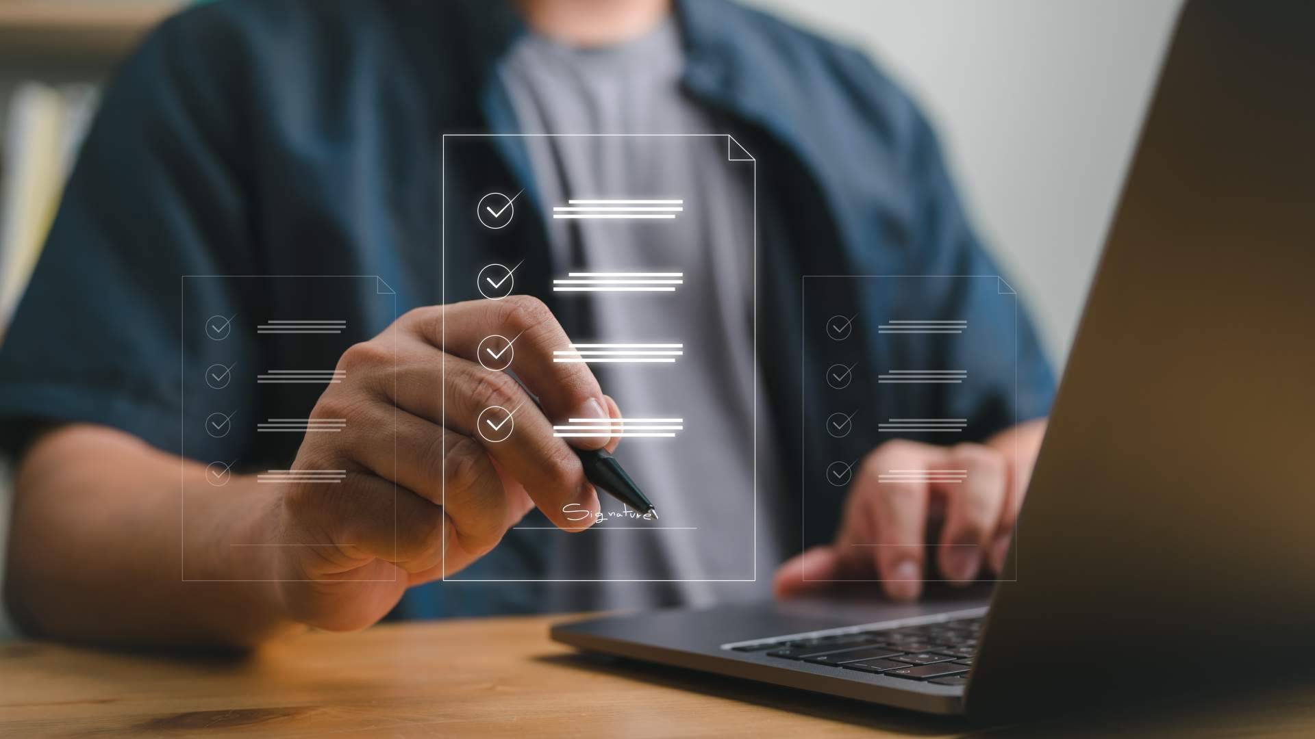 Customer Comms sobre la importancia de la firma electrónica y su práctico uso