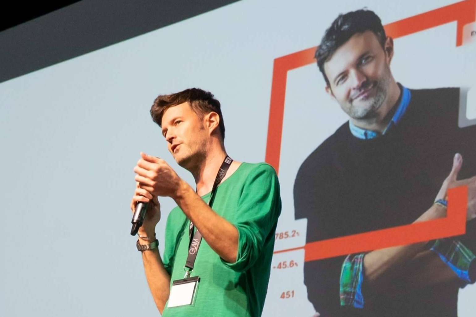 Cristian Aguado Lizondo es el emprendedor y marketer digital que llega a millones en seis meses