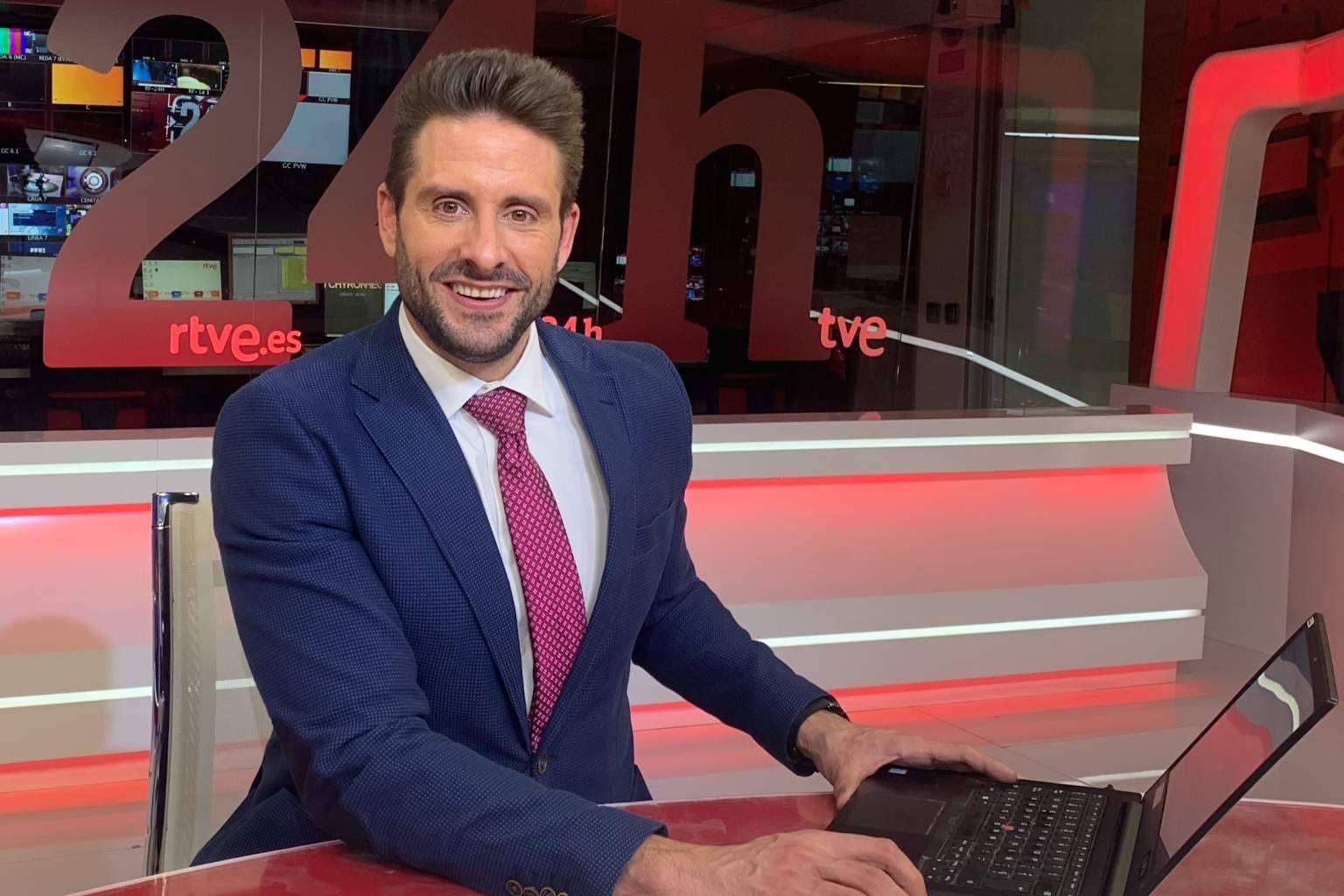 ¿Quién es el nuevo presentador de noticias de TVE, Àngel Pons?