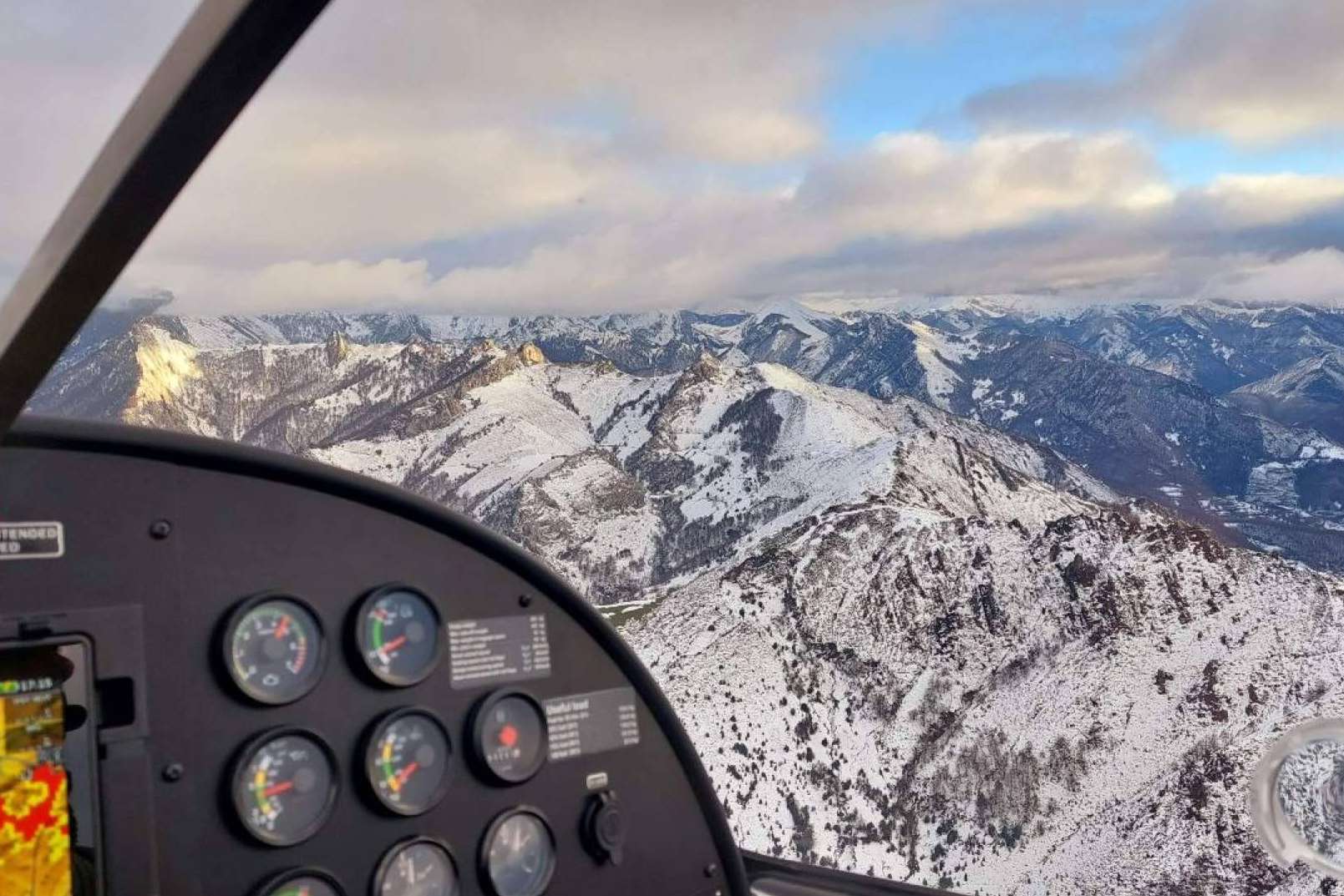 Volar en ultraligero y conocer las bellezas de Asturias