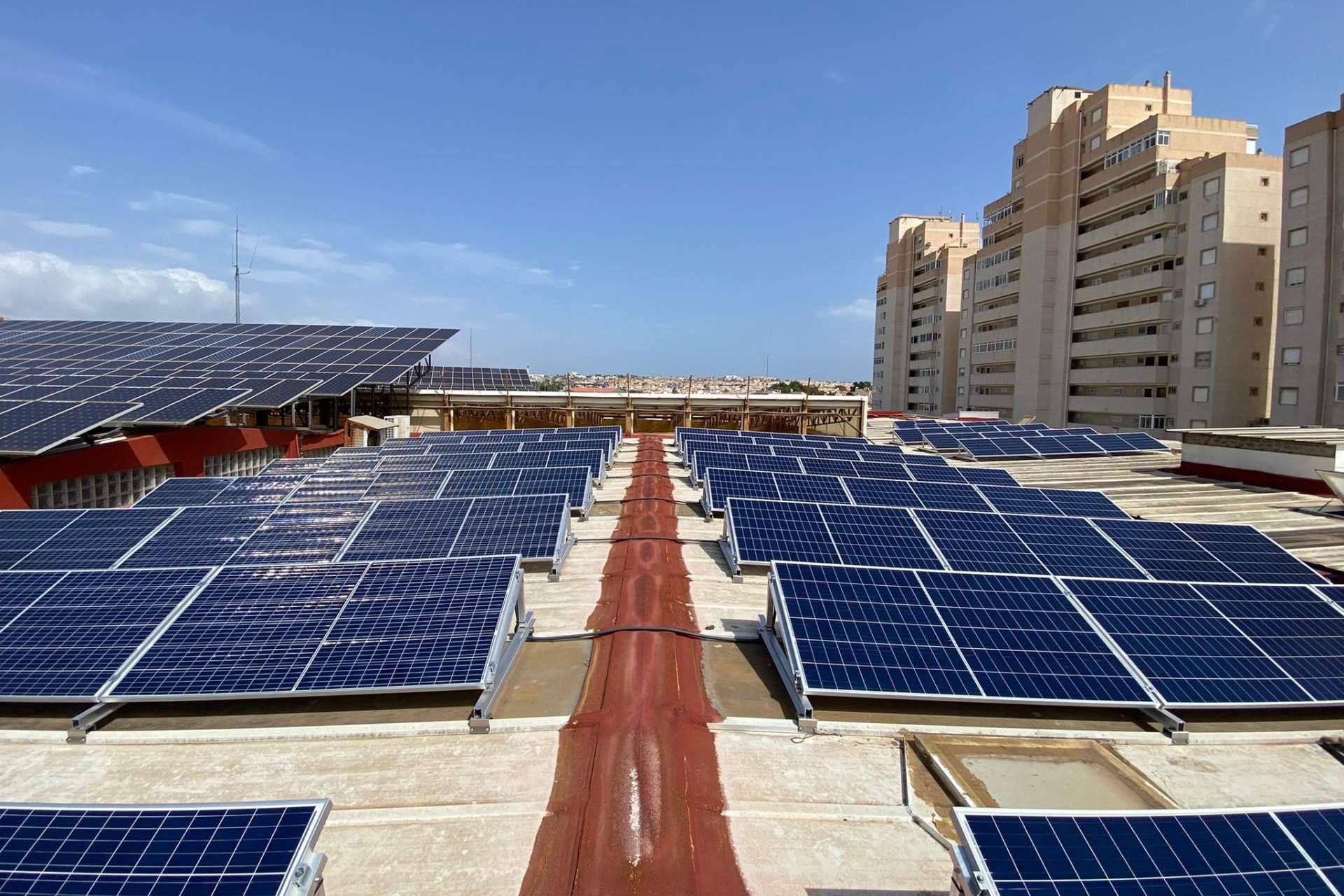 Detalles para ahorrar en costes de luz de la mano de Nextenergy