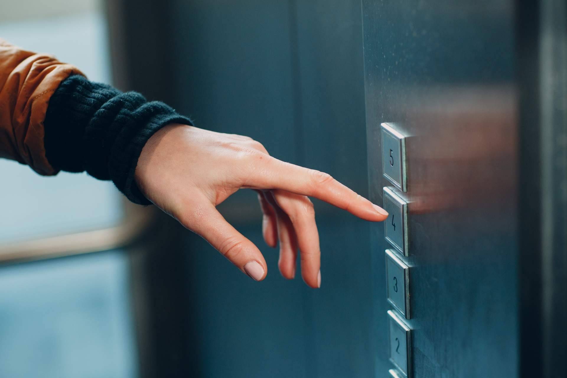 La importancia de la accesibilidad en edificios existentes, por Disel Studio