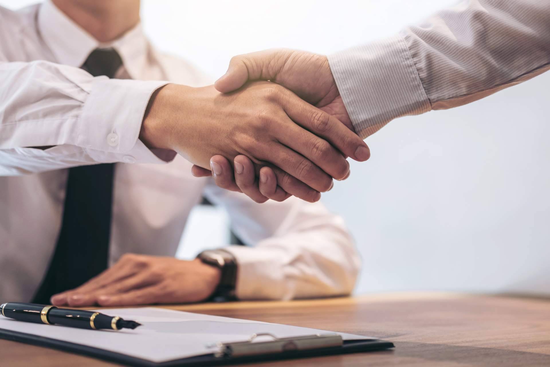 Préstamos de capital privado para empresas, por BirdCapital