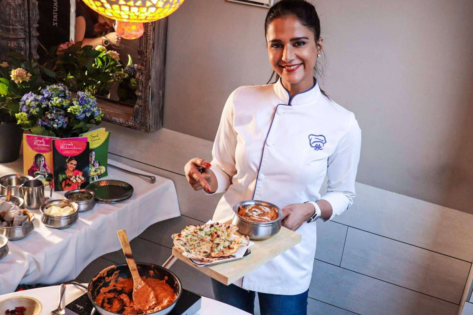La ganadora de MasterChef India, a través de la carta de su restaurante, permite a los comensales viajar a la India sin salir de Madrid