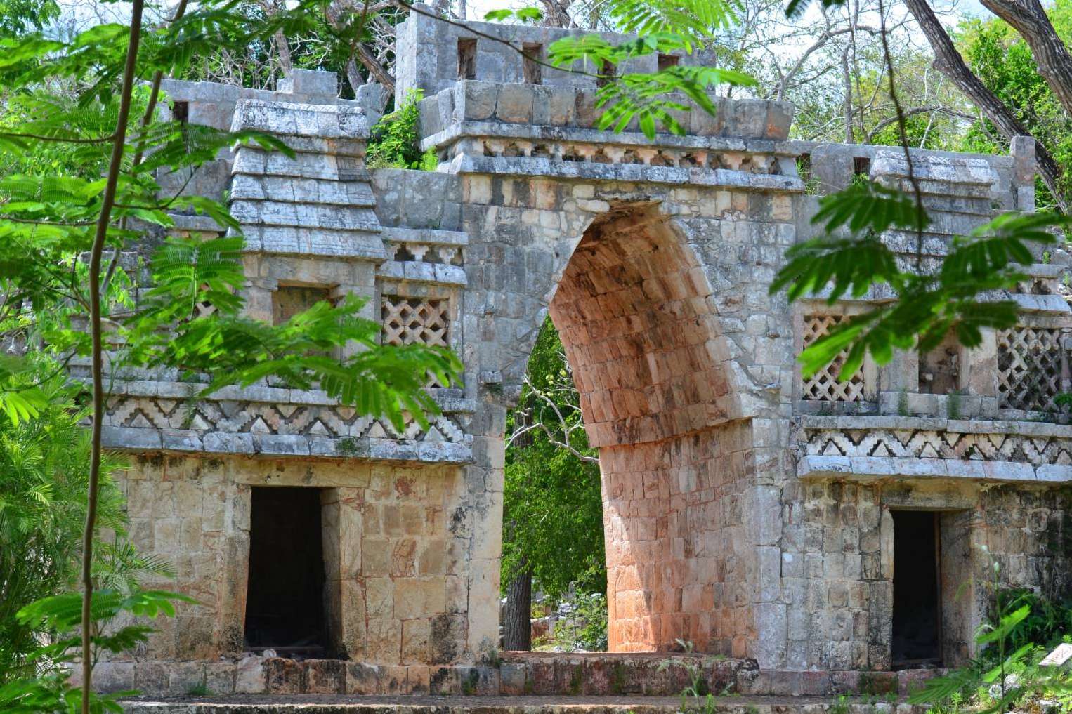 Visitar las grandes ruinas mayas con Tierras Mayas
