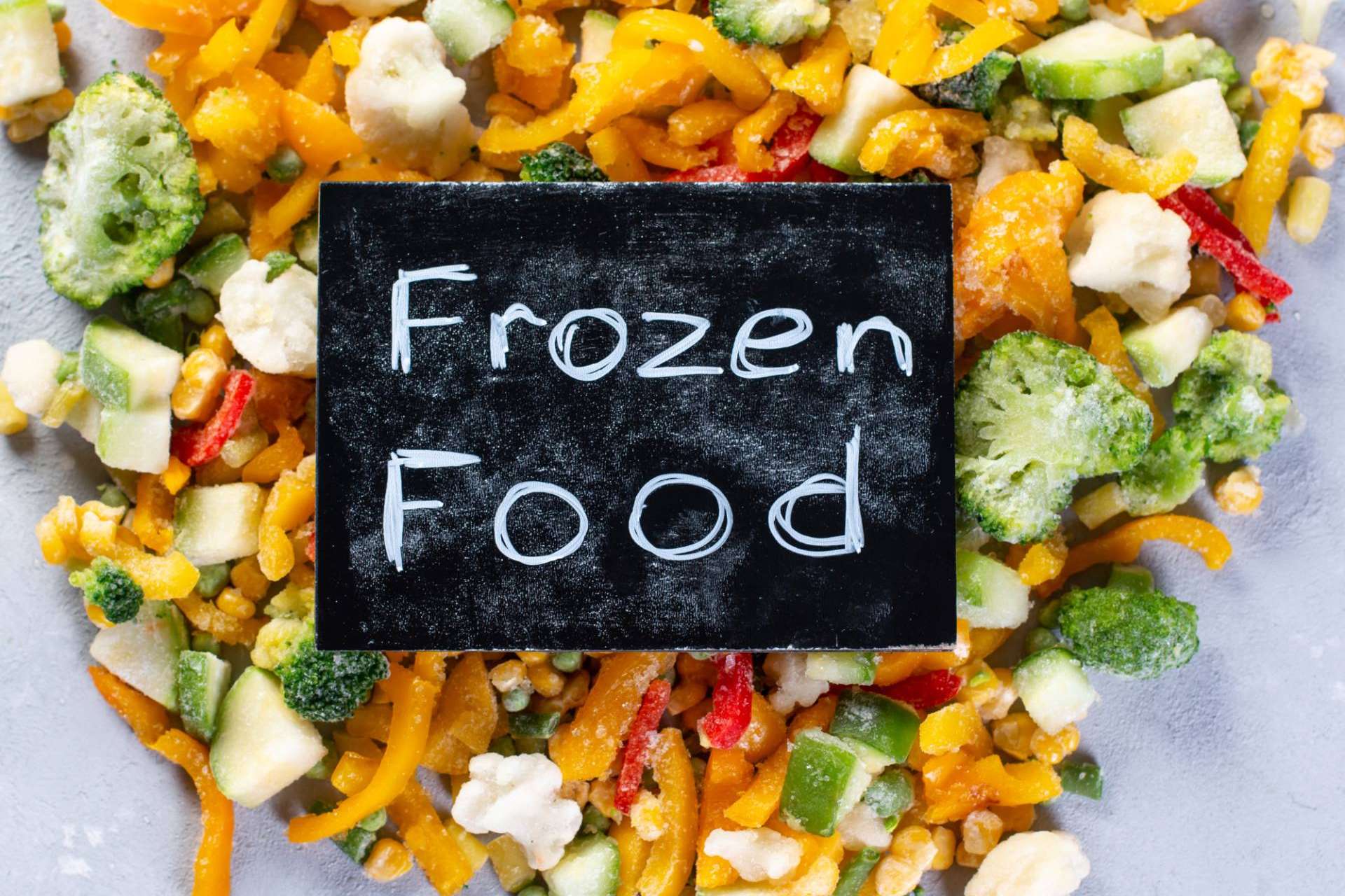 ¿Durante cuánto tiempo se pueden mantener los alimentos en el congelador?