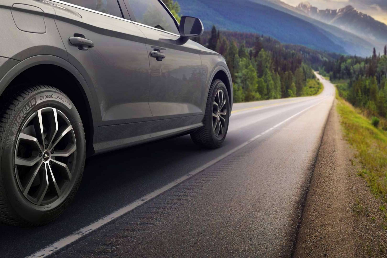 Los neumáticos todo tiempo de Michelin se pueden adquirir en Confortauto