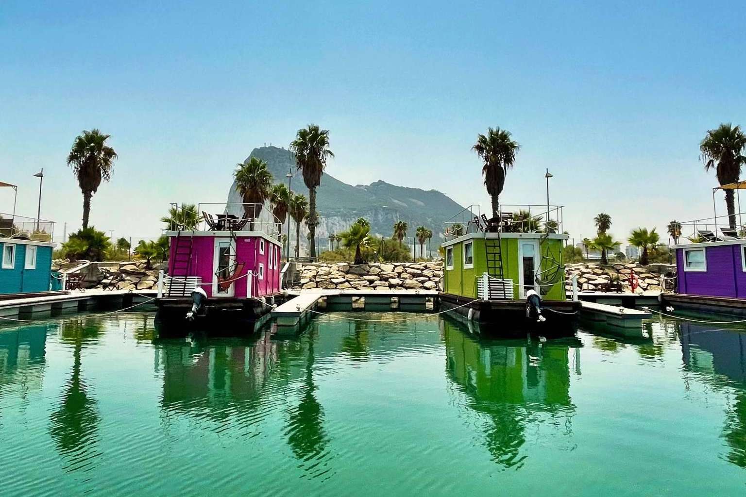 Pasar unas vacaciones en una casa flotante, una experiencia distinta de la mano de Boat Haus