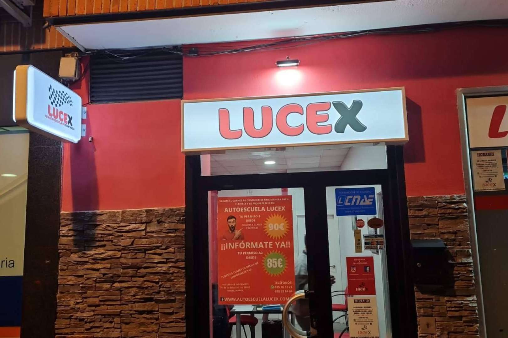 Obtener el permiso de moto A2 con la ayuda de Autoescuela Lucex
