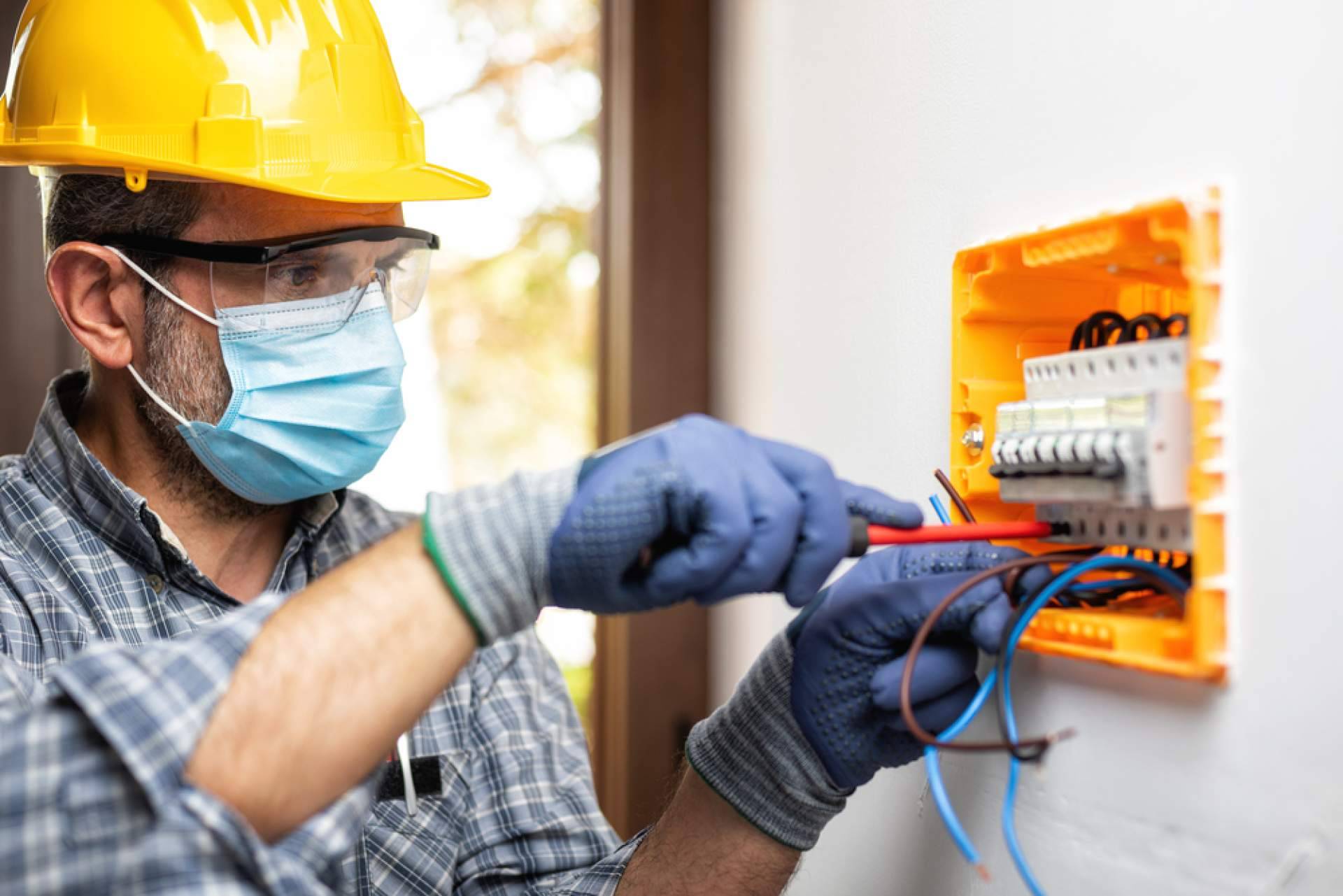 ¿Cómo conseguir una protección eléctrica adecuada? Celéctricos