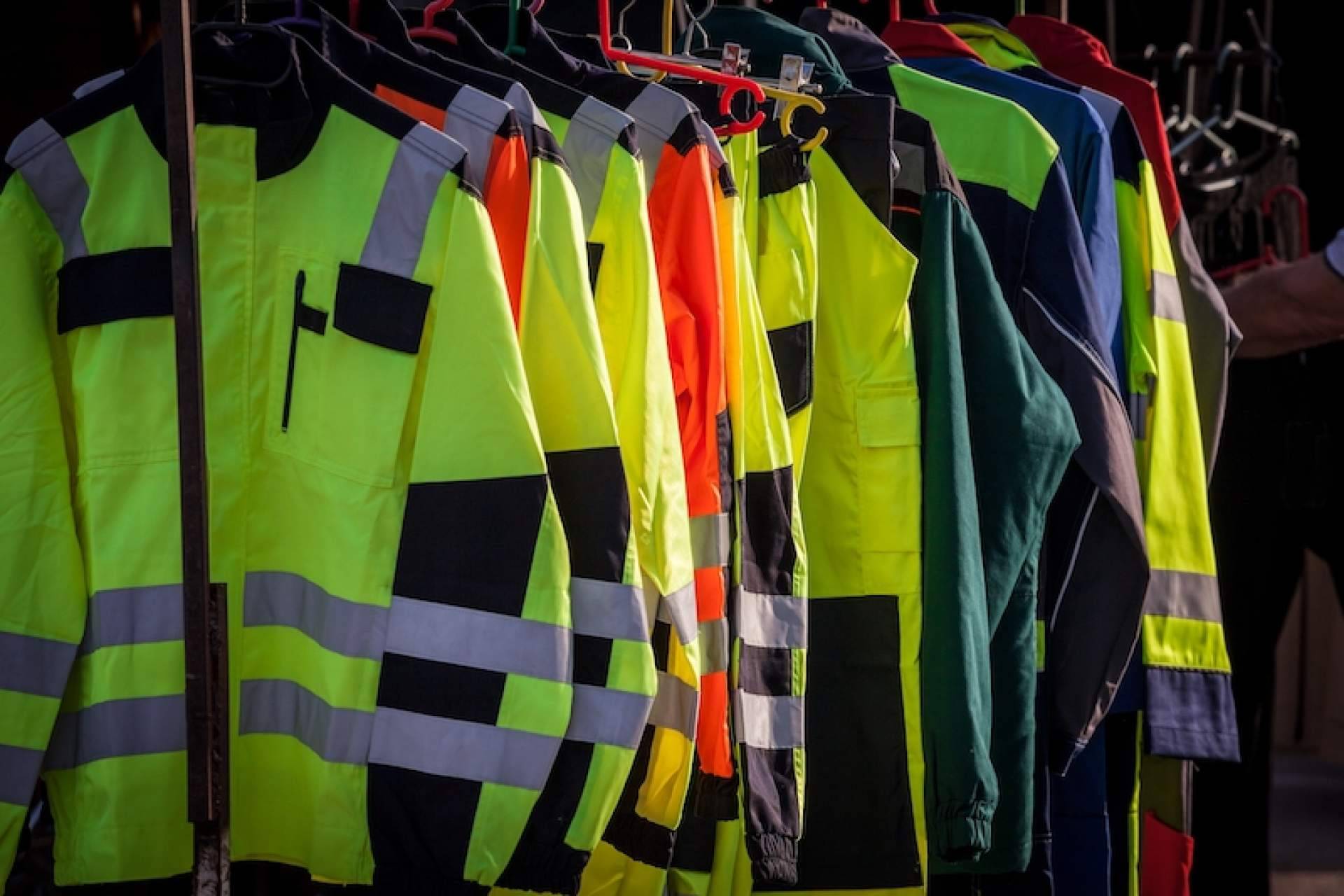El vestuario laboral y equipos de protección individual en Unicat