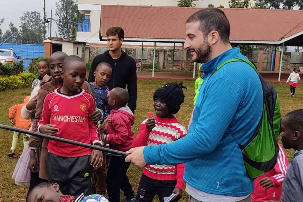 Hacer un voluntariado en África, Cooperatour explica dónde aplicar