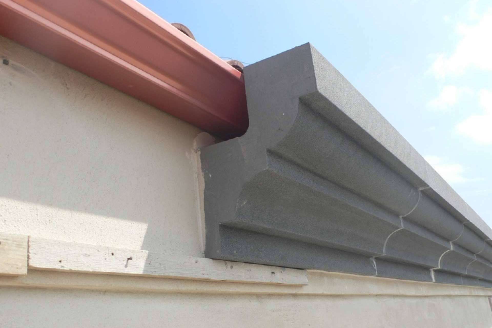 Fabricantes de cornisas exteriores e inferiores con Sumiseran