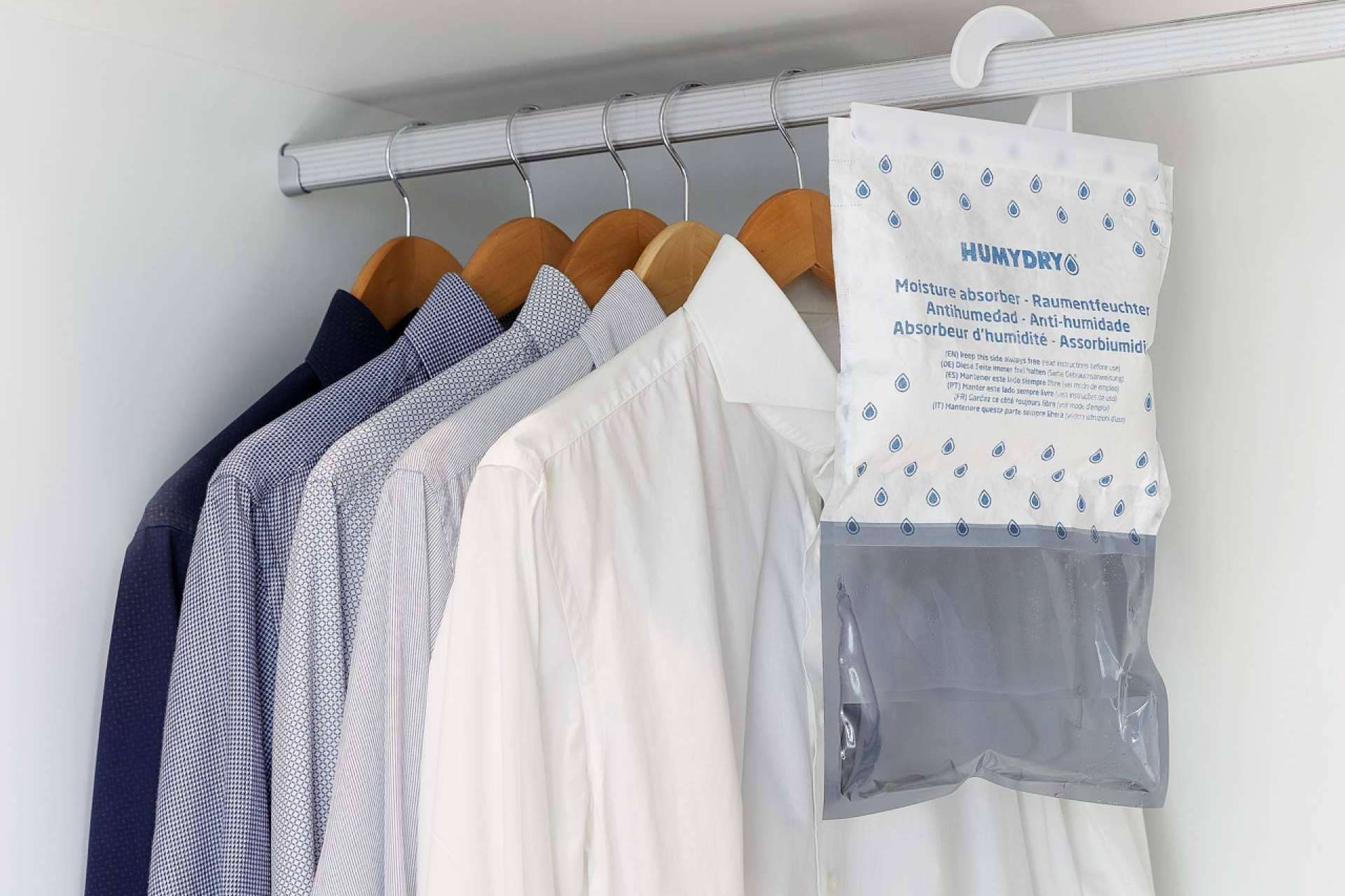 Acabar con la humedad en los armarios con los productos de Humydry