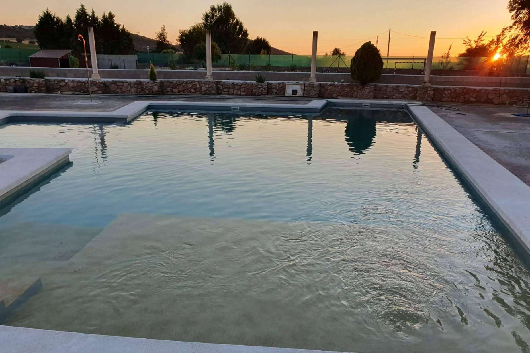 Rehabilitar la piscina de cara al verano, con Esencial Pool
