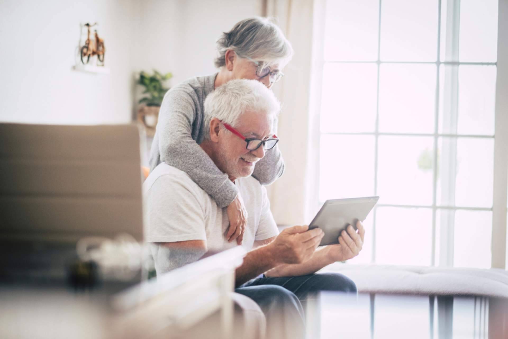 Canal Sénior es una plataforma de entretenimiento online dirigida a las personas mayores de 55 años