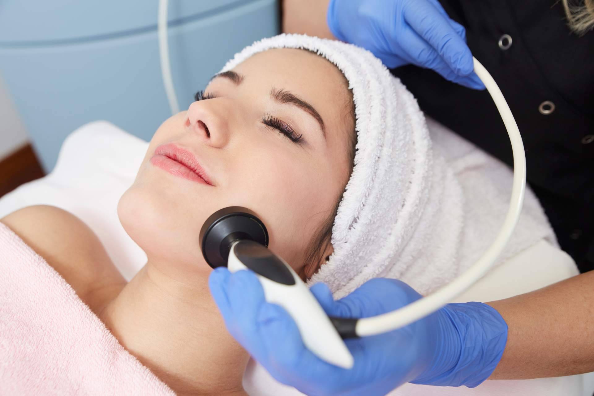 ¿Cuáles son las ventajas de la radiofrecuencia facial?, con Germaine Goya