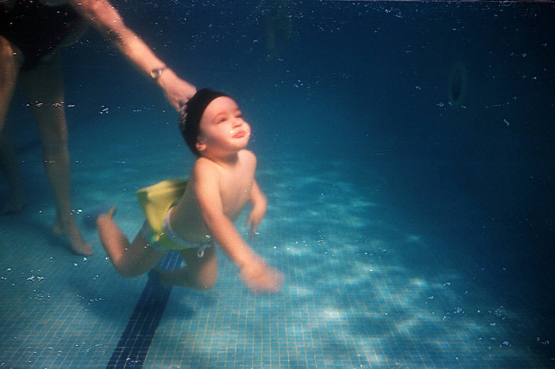 Clases de natación muy beneficiosas para poblaciones especiales, disponibles en el gimnasio Mabuni de Vallecas