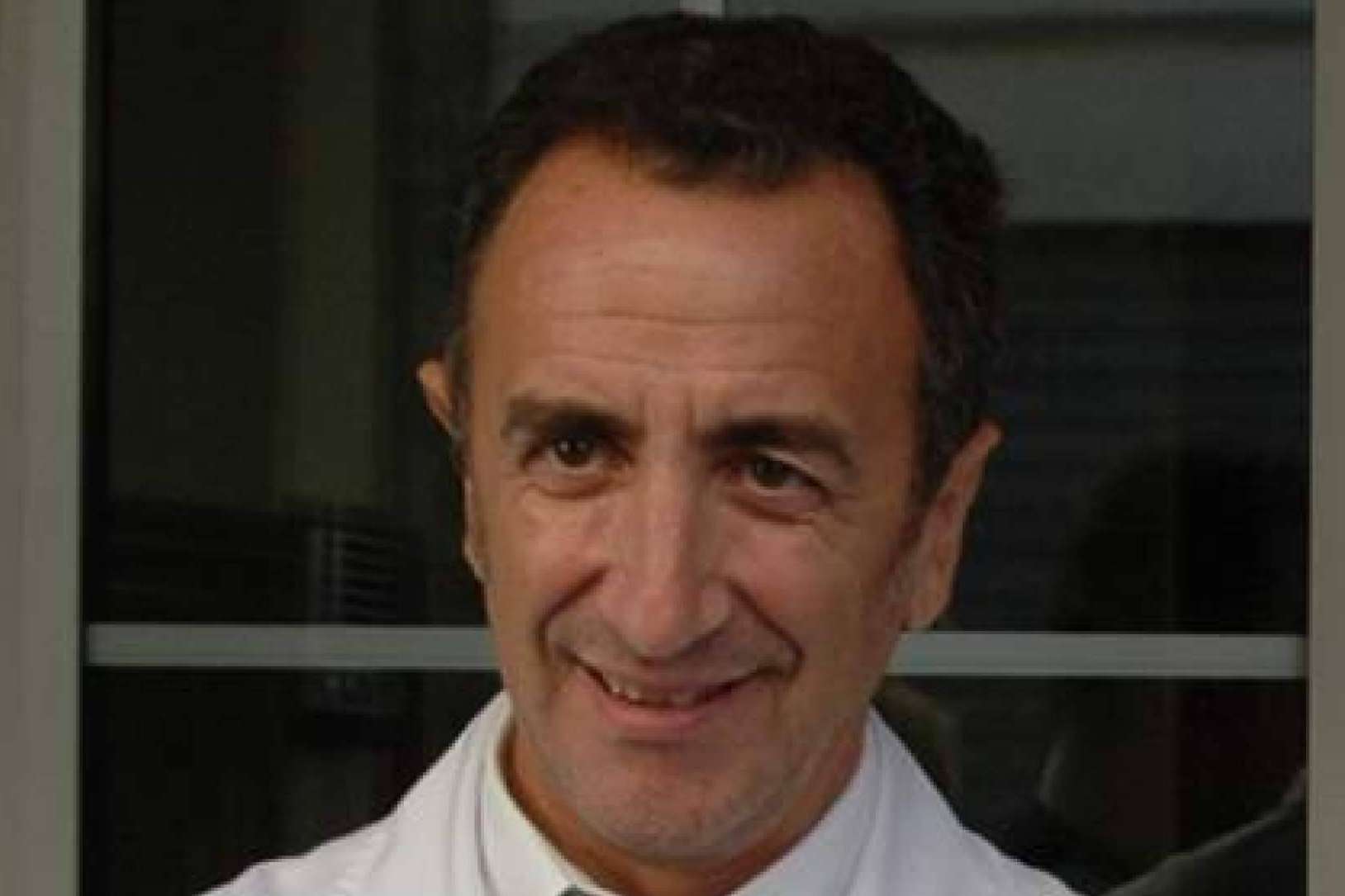 La importancia de acudir a especialistas con formación específica en menopausia precoz, como el Dr. Nicolás Mendoza Ladrón de Guevara