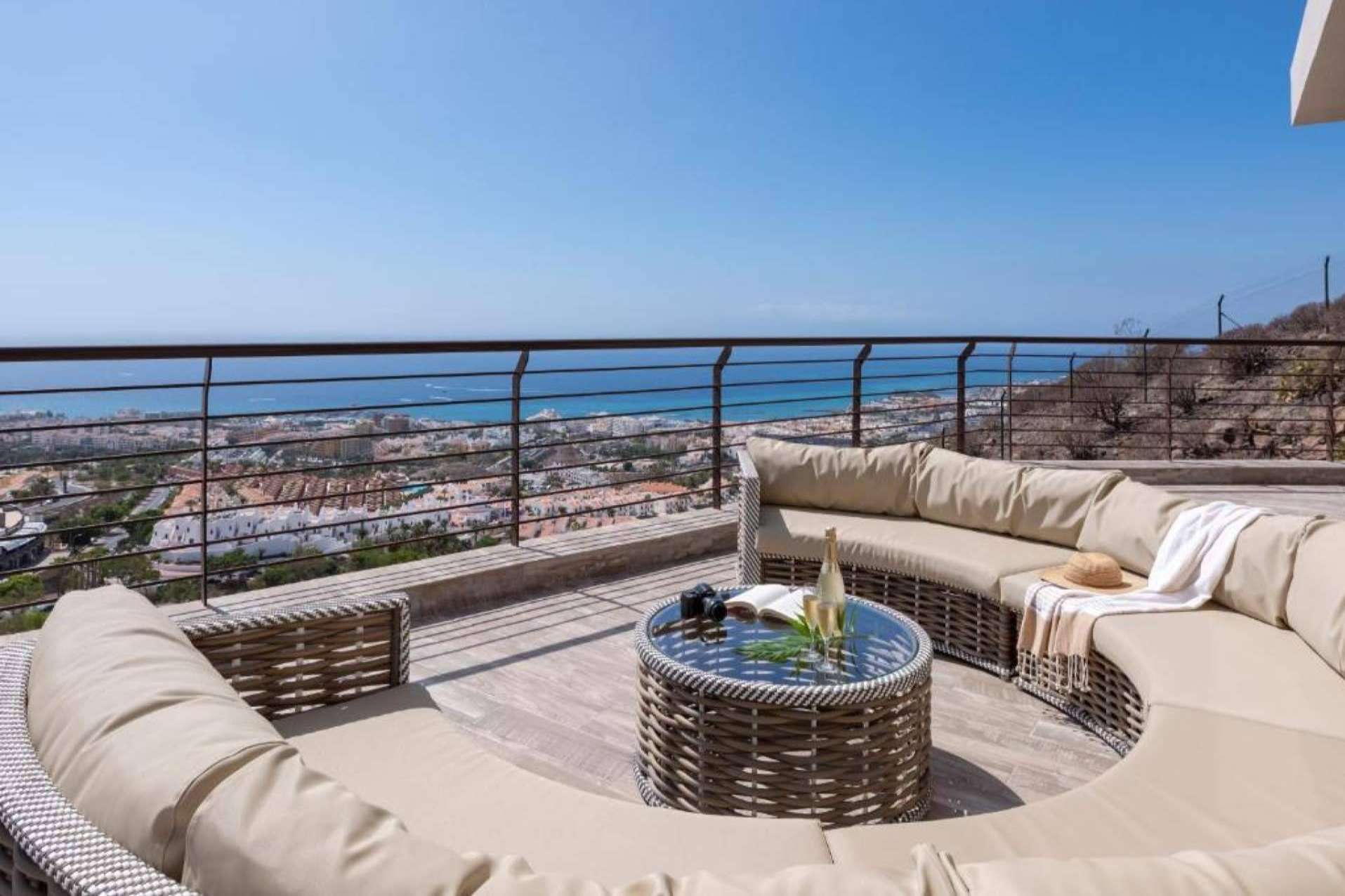 Canarias.com ofrece villas de lujo y servicios exclusivos para unas vacaciones inolvidables en Tenerife