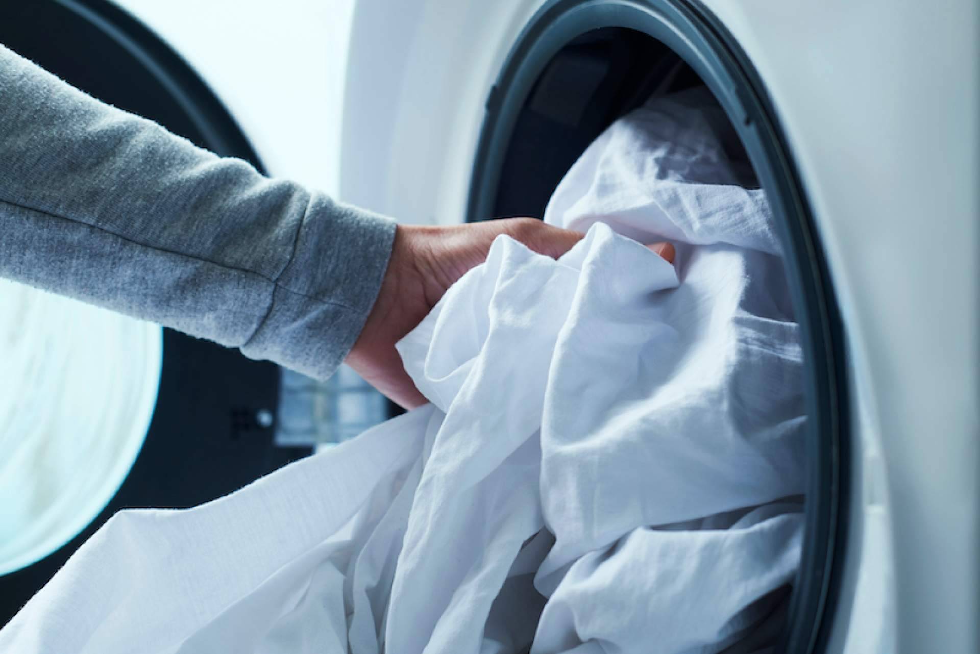 La lavandería a domicilio Washrocks explica cómo cuidar la ropa de verano