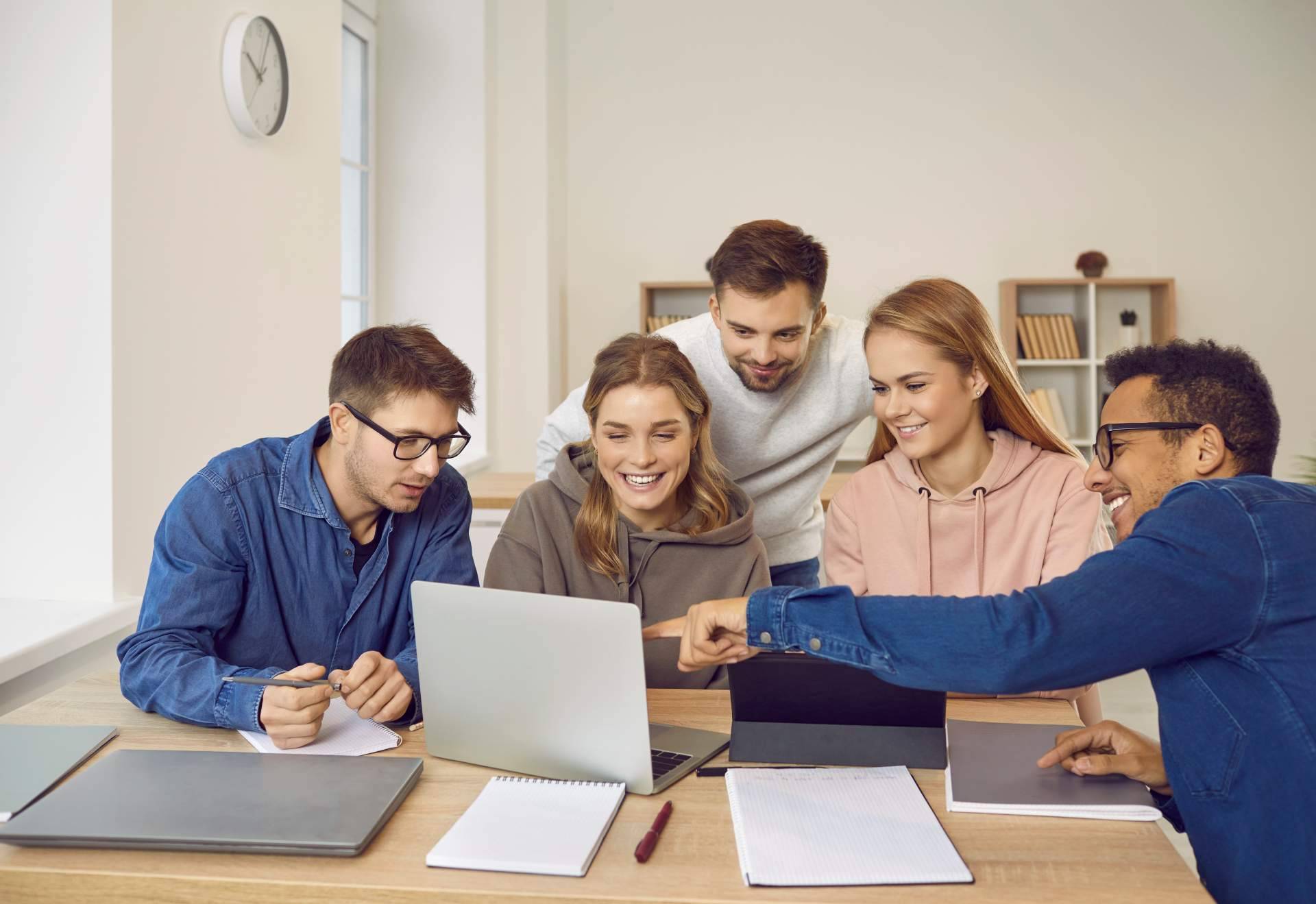 Las ventajas de la doble titulación en Marketing Digital y Digital Business, por Constanza Business & Protocol School