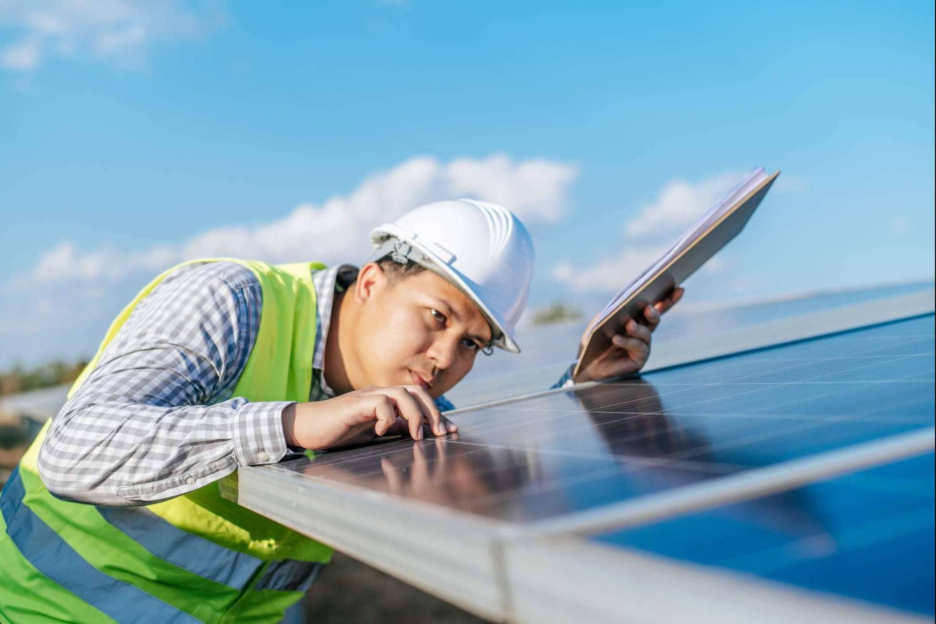 Tracmi, un reloj de alarma y emergencia para trabajadores solitarios