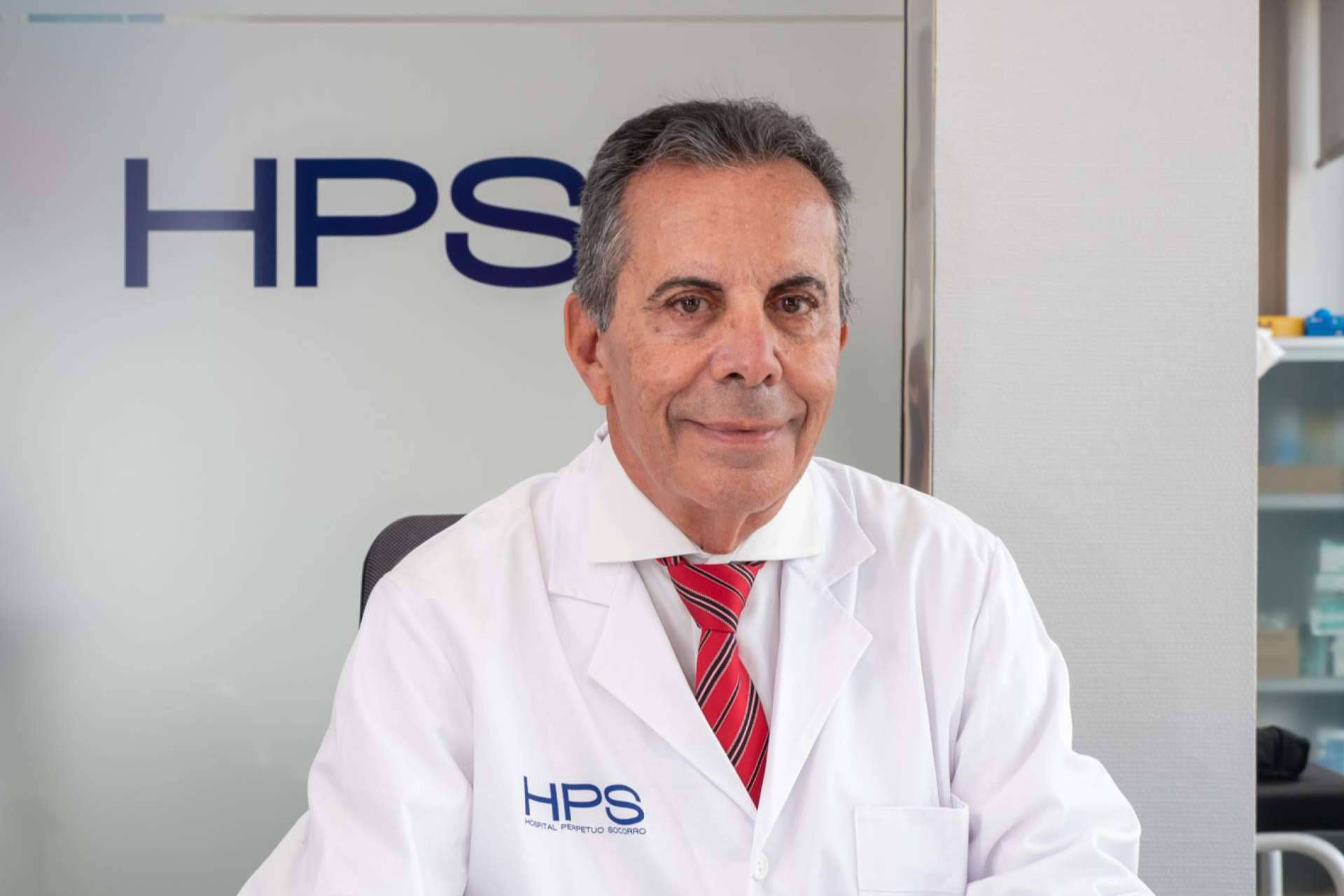 Corregir los defectos de la nariz con una rinoplastia de la mano del Dr. Julián Castillo