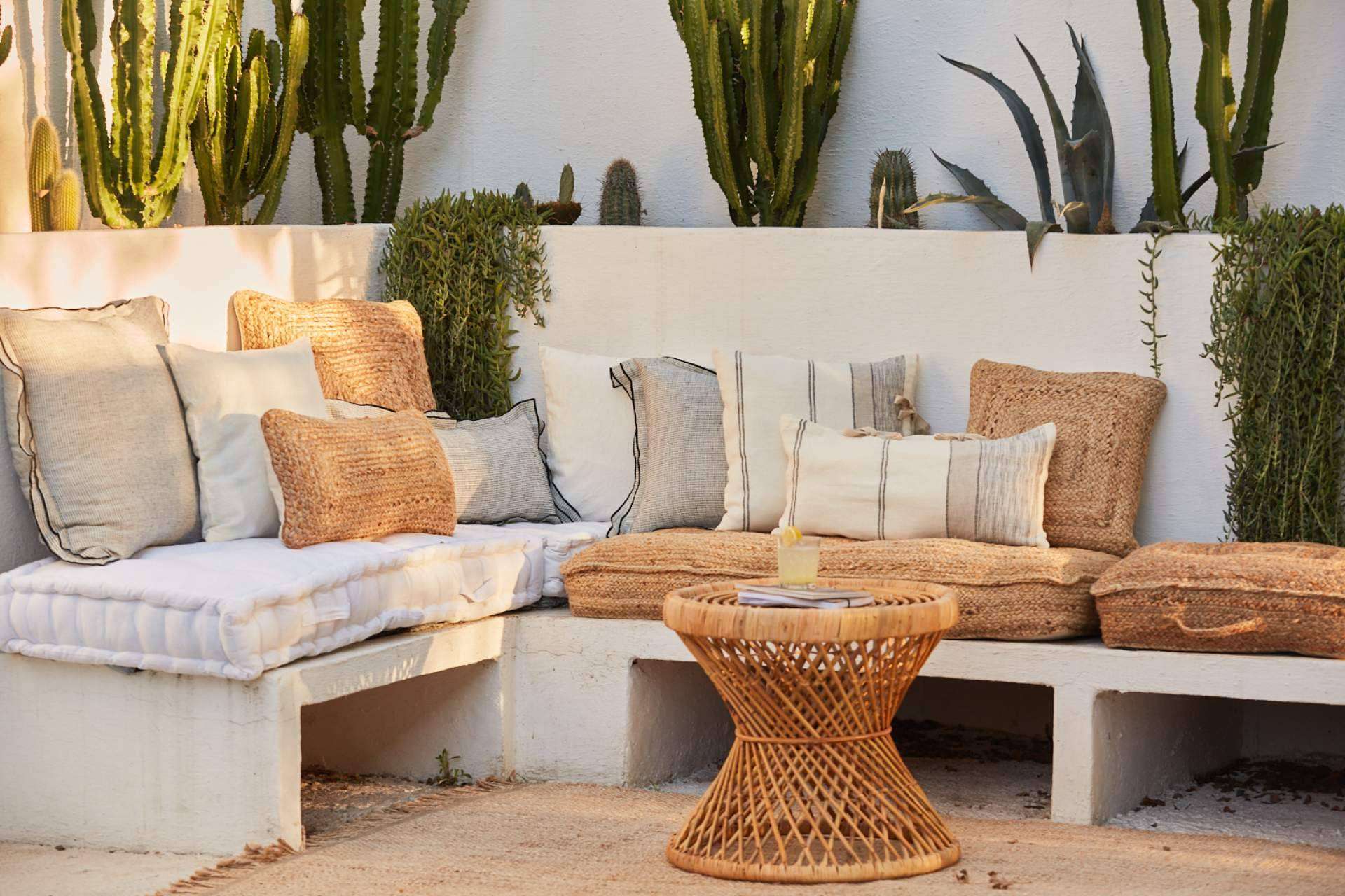 Las últimas tendencias en textil para decorar los espacios exteriores del hogar, por Calma House