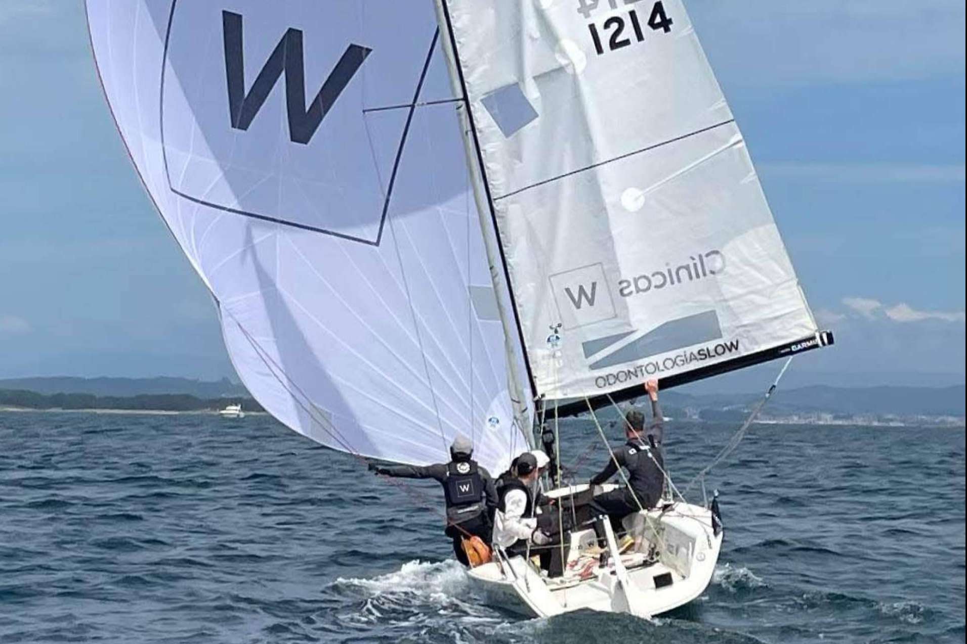 Clínicas W acude al Campeonato de España de J70 en La Toja con buenas sensaciones