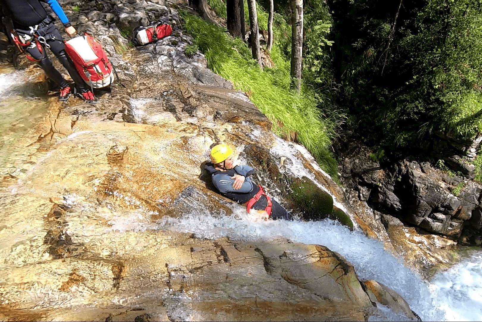 Disfrutar en Sierra de Guara del canyoning, con Canyoning Sierra de Guara