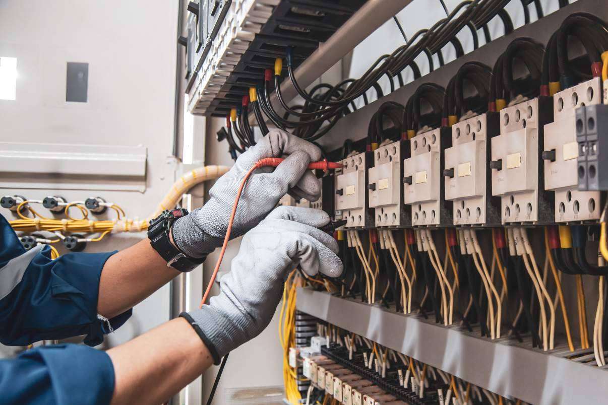En Celéctricos disponen de cajas eléctricas