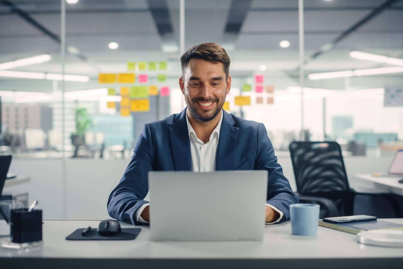 Instalar redes informáticas en oficinas y negocios con Lamartel