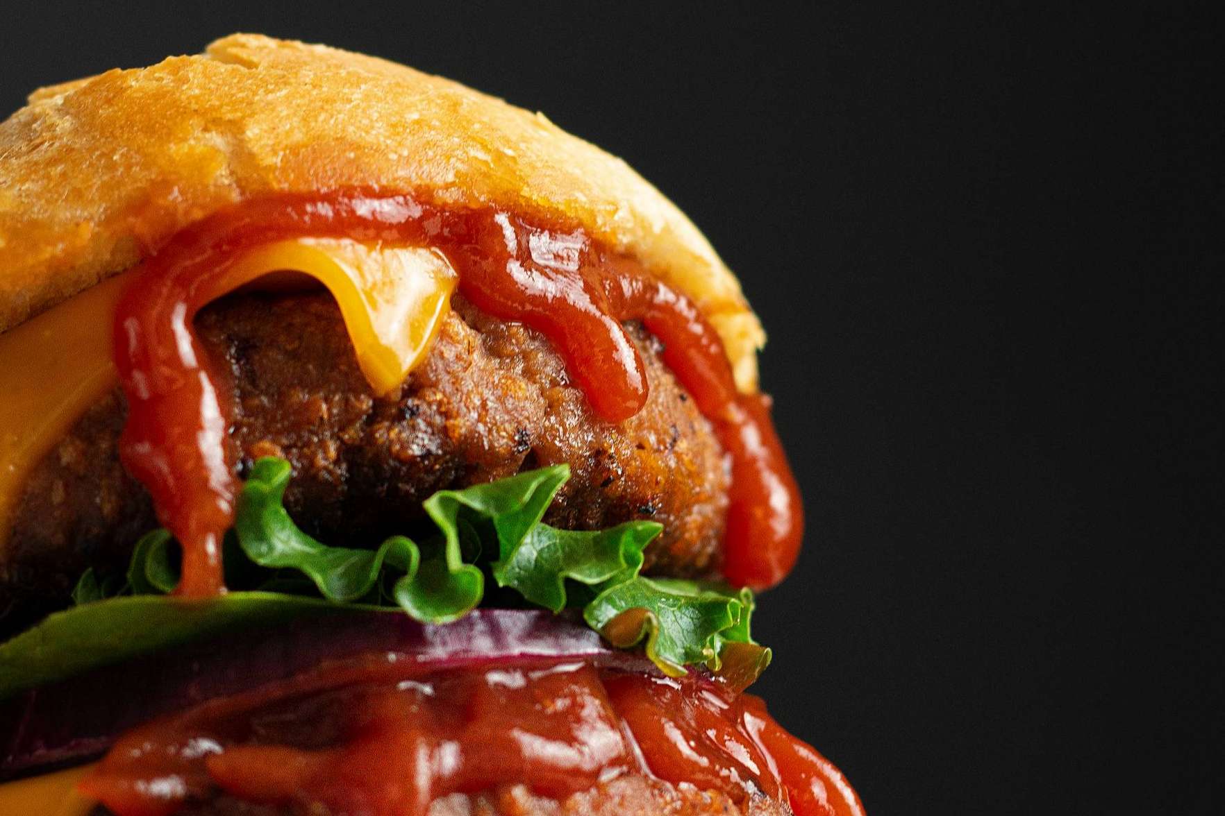 Llega Burger GrinGrin, la nueva hamburguesa estilo carne ideal para hacer en smash