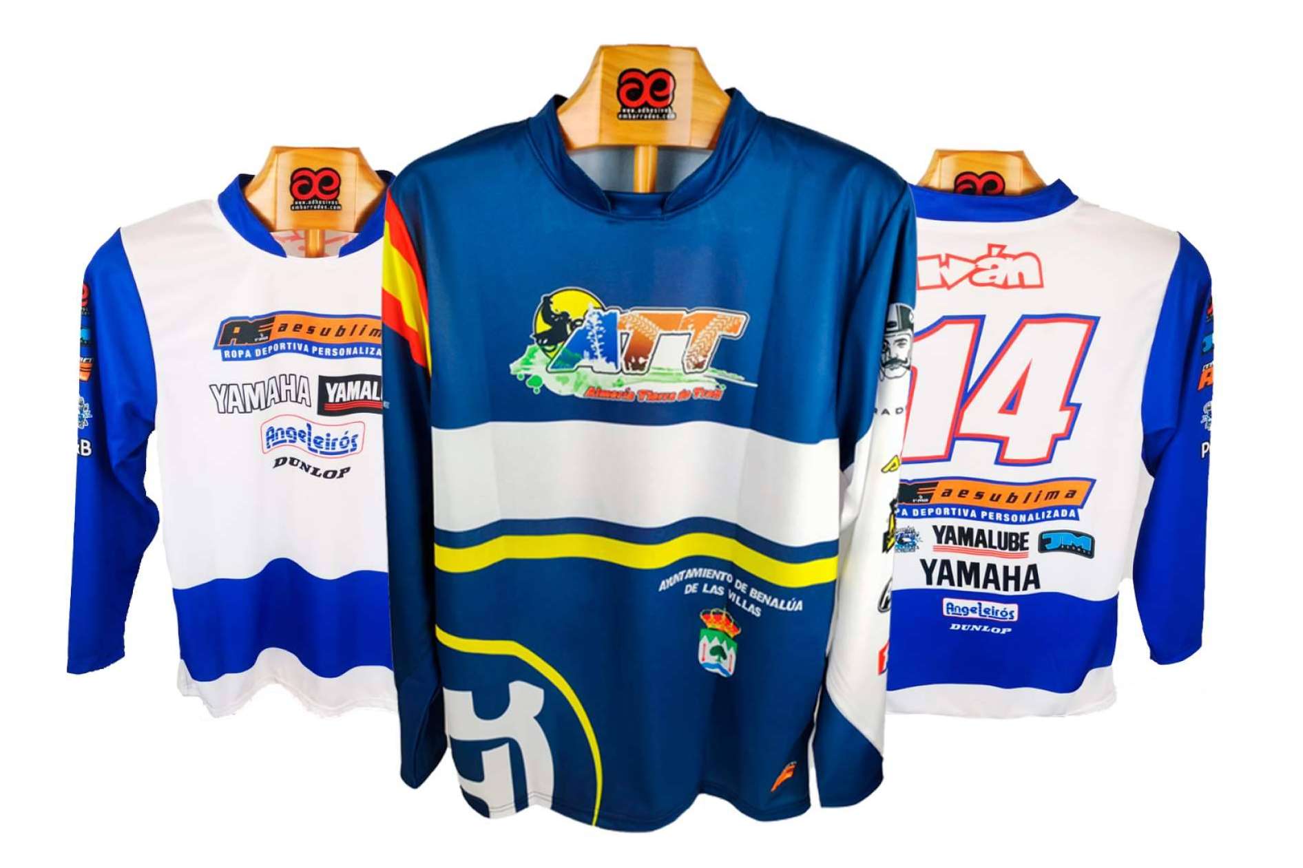 Comodidad y estilo sobre dos ruedas con las camisetas de motocross personalizadas de ADHESIVOSEMBARRADOS