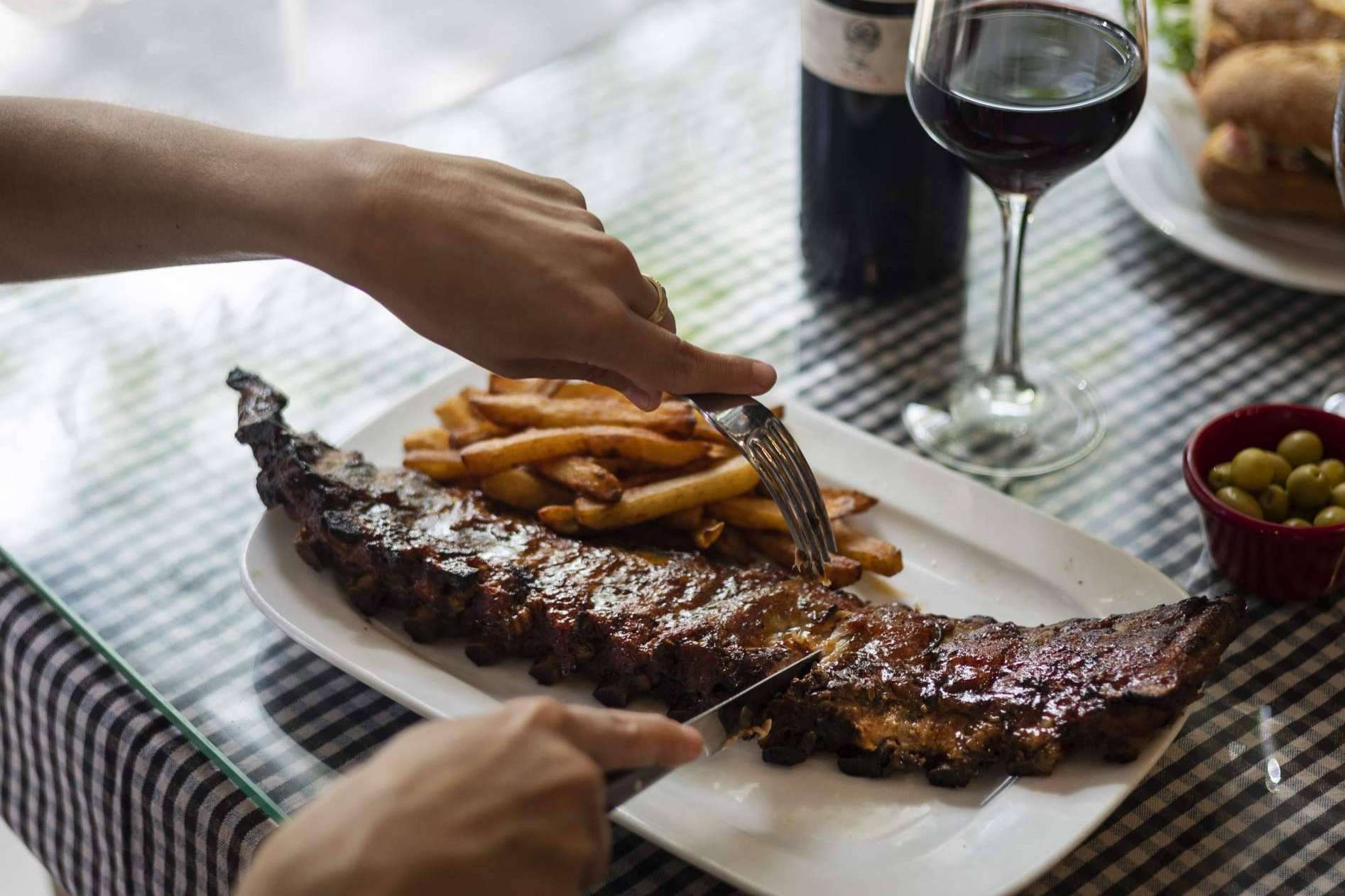 Pasa Tapas, un restaurante tradicional español en la Barceloneta