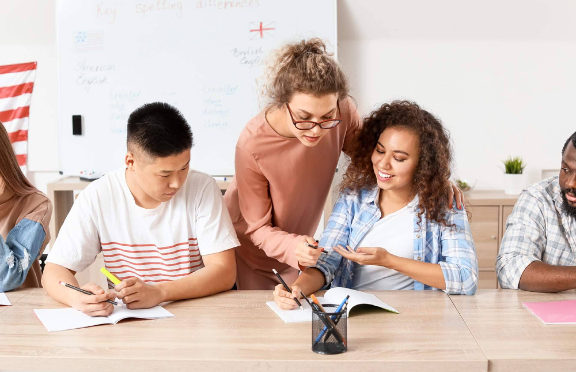 Los cursos intensivos de verano son una buena forma de aprender inglés, por Linguavisión