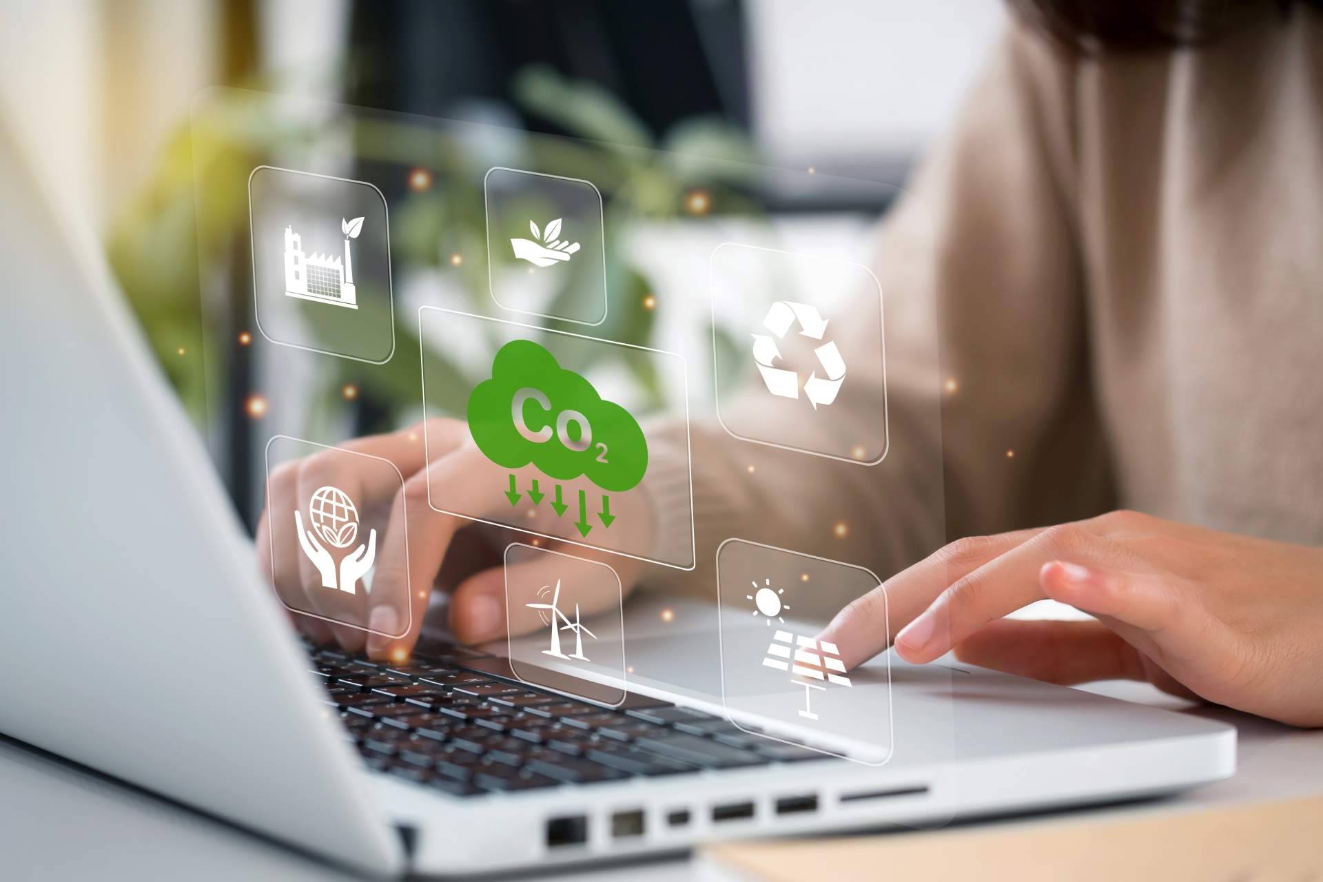 Reducir la huella de carbono en las empresas con plataformas como ESGeo