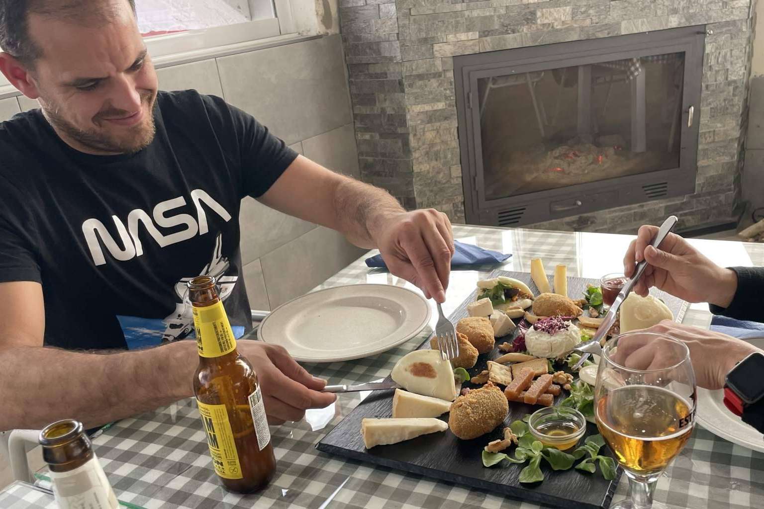 Hotel Restaurante El Cruce, el lugar perfecto para deleitarse con la cocina mediterránea en el trayecto Granada-Málaga