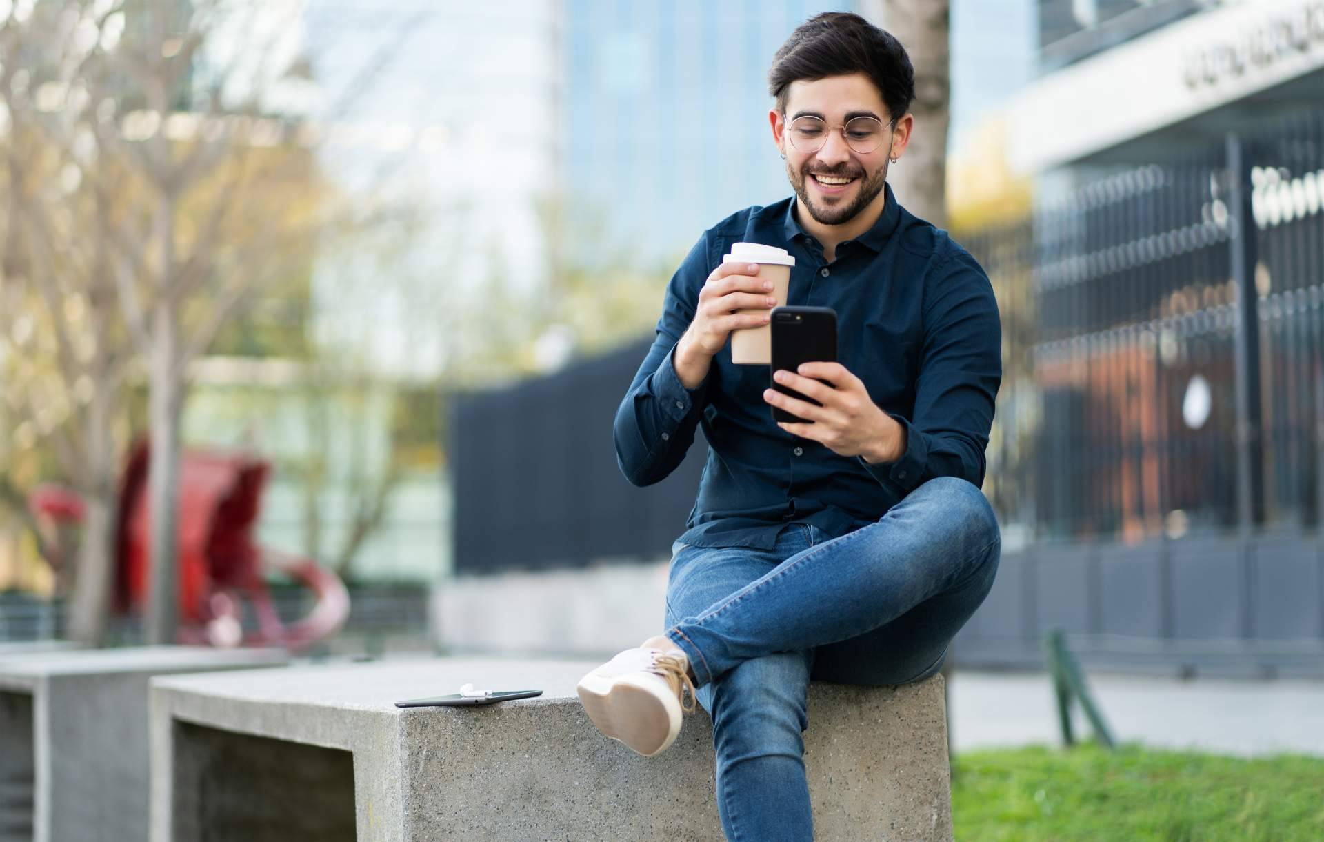 Revolución de la comunicación interna y el fin del uso del teléfono personal en el trabajo con Ommnio