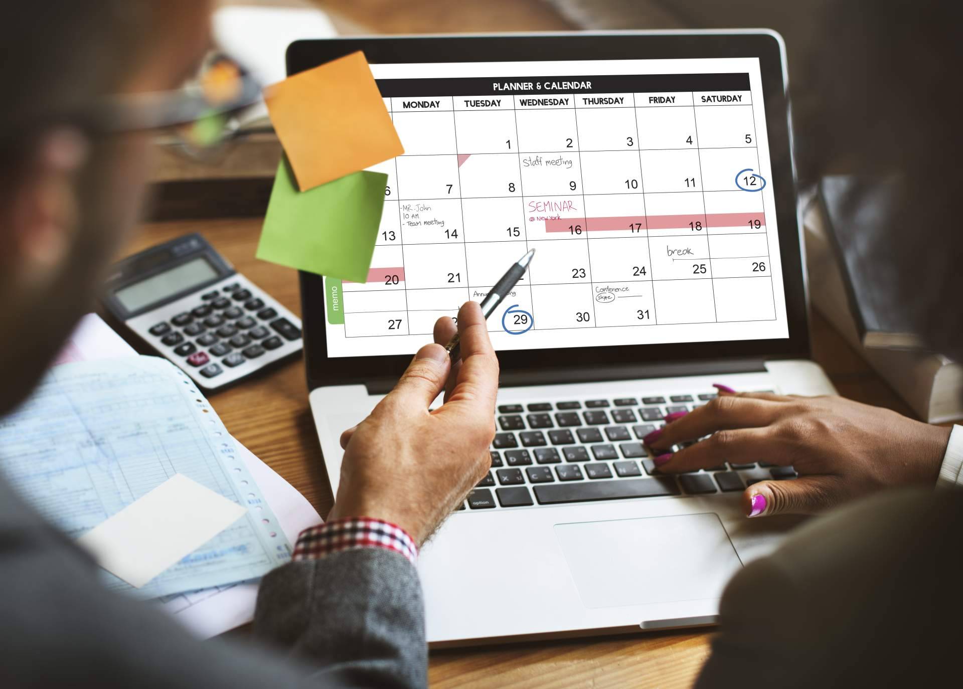 Optimización del control horario de una empresa con soluciones personalizadas de integraciones con sistemas