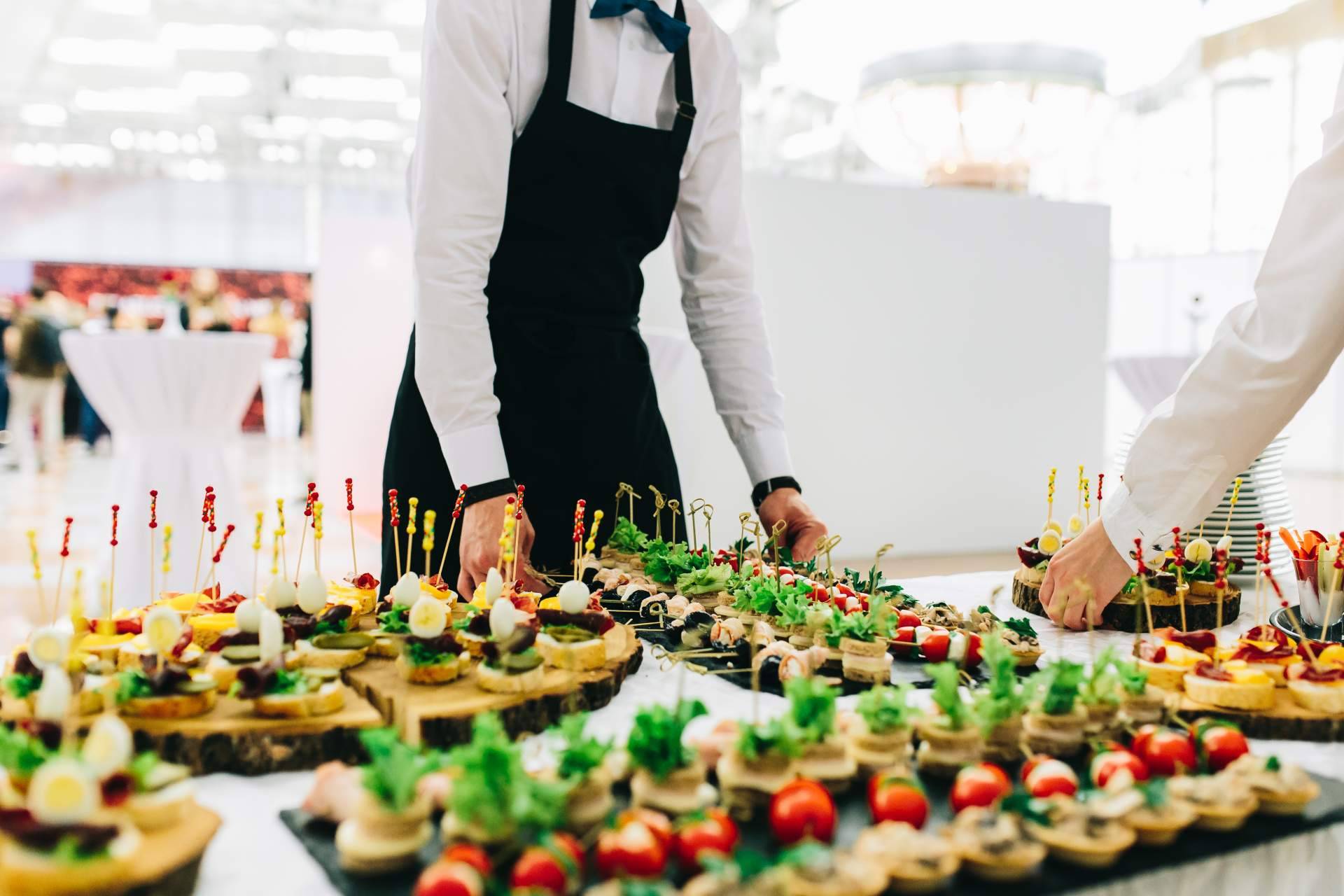 Tendencias culinarias 2023; lo último en catering para eventos en Madrid